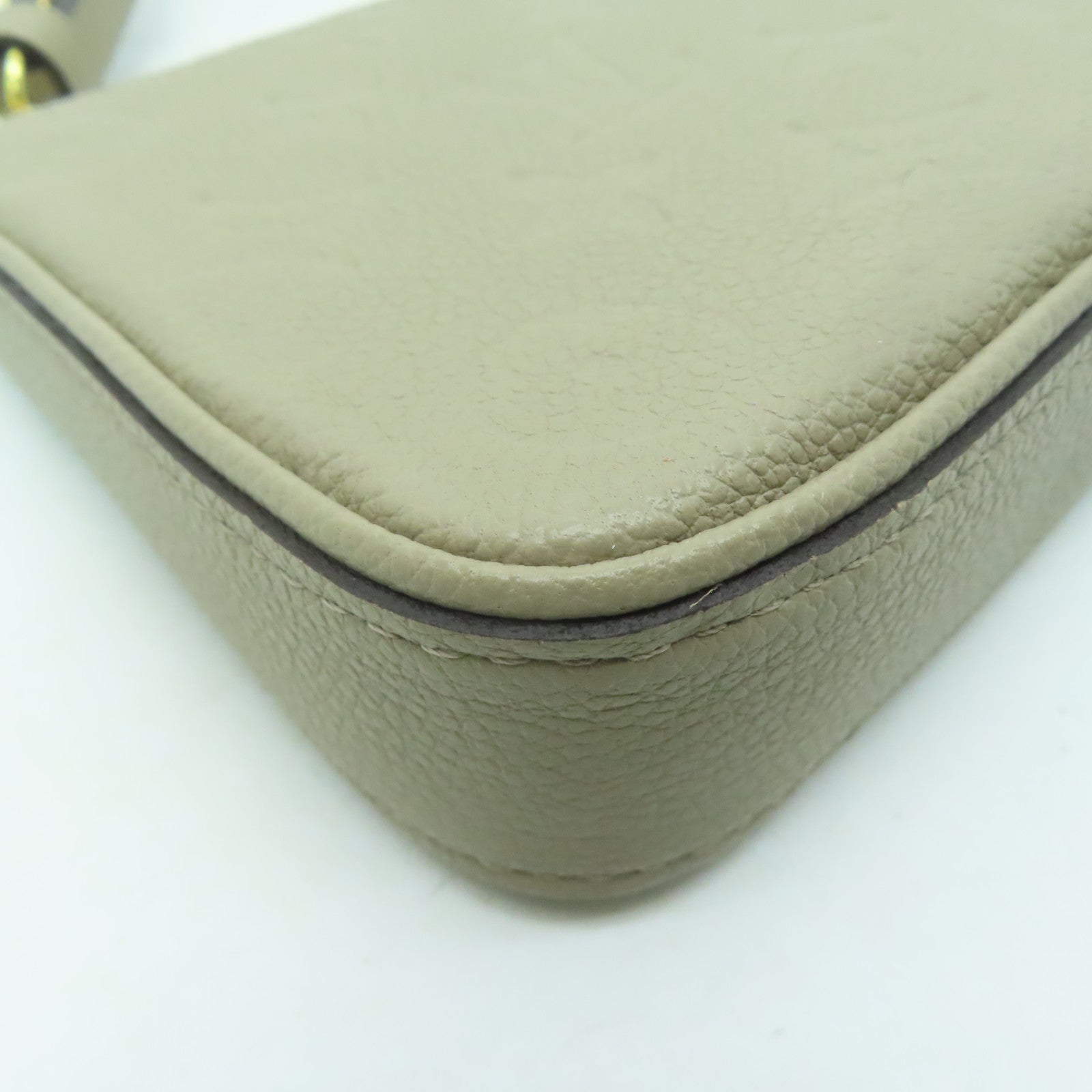 LOUIS VUITTON Monogram Empreinte Easy Pouch On Strap金扣肩背袋灰色