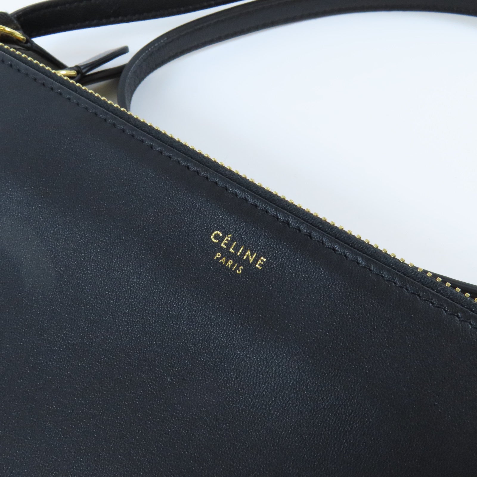 CELINE 牛皮皮革Trio Shoulder Bag金扣肩背袋黑色