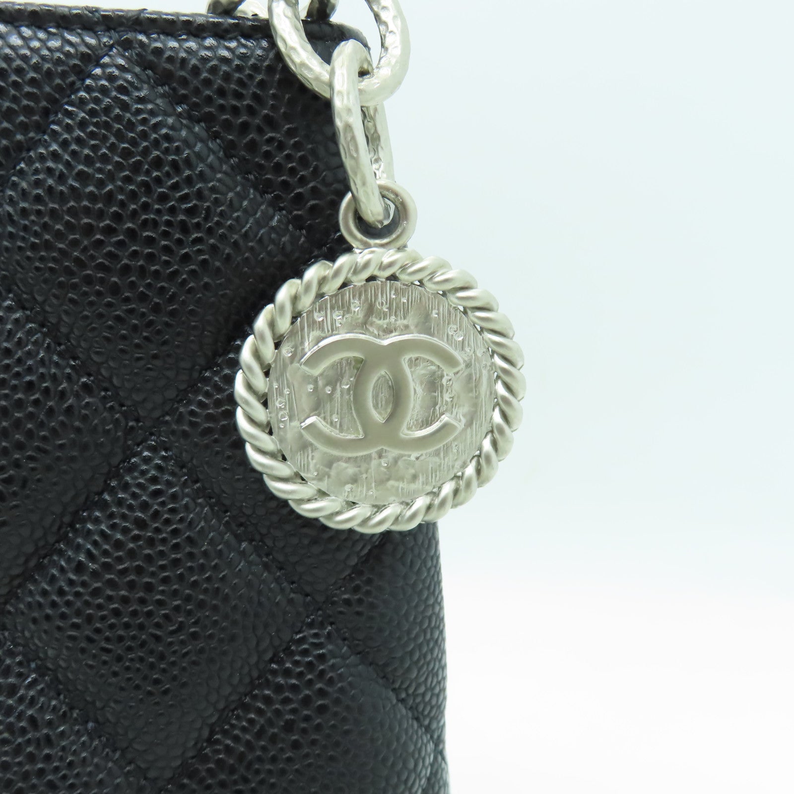 CHANEL 菱格Caviar皮革Handbag銀扣手挽袋黑色