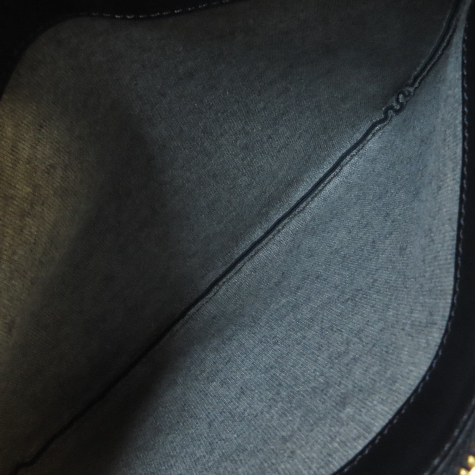 CELINE 牛皮皮革Trio Shoulder Bag金扣肩背袋黑色