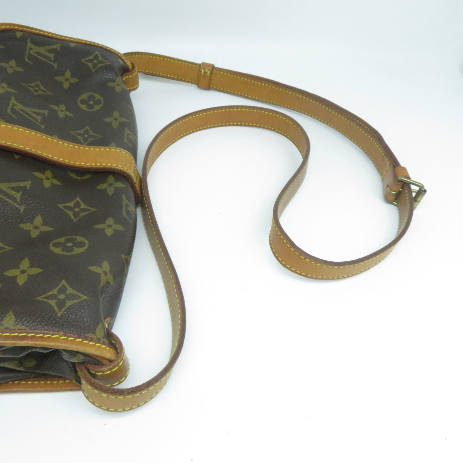 LOUIS VUITTON Monogram Saumur 30金扣肩背袋啡色