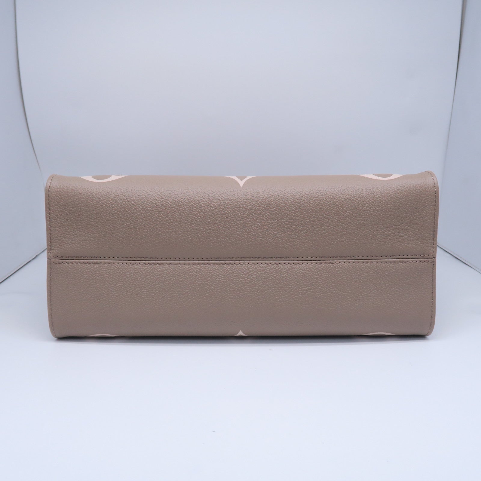 LOUIS VUITTON Monogram Empreinte Onthego MM金扣手挽肩背兩用袋灰色米色
