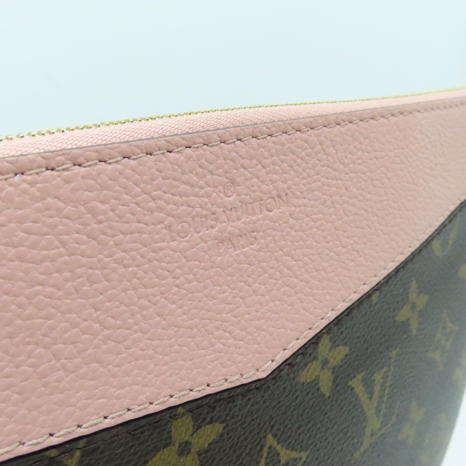 LOUIS VUITTON Monogram Daily Pouch Gold Buckle Clutch Brown