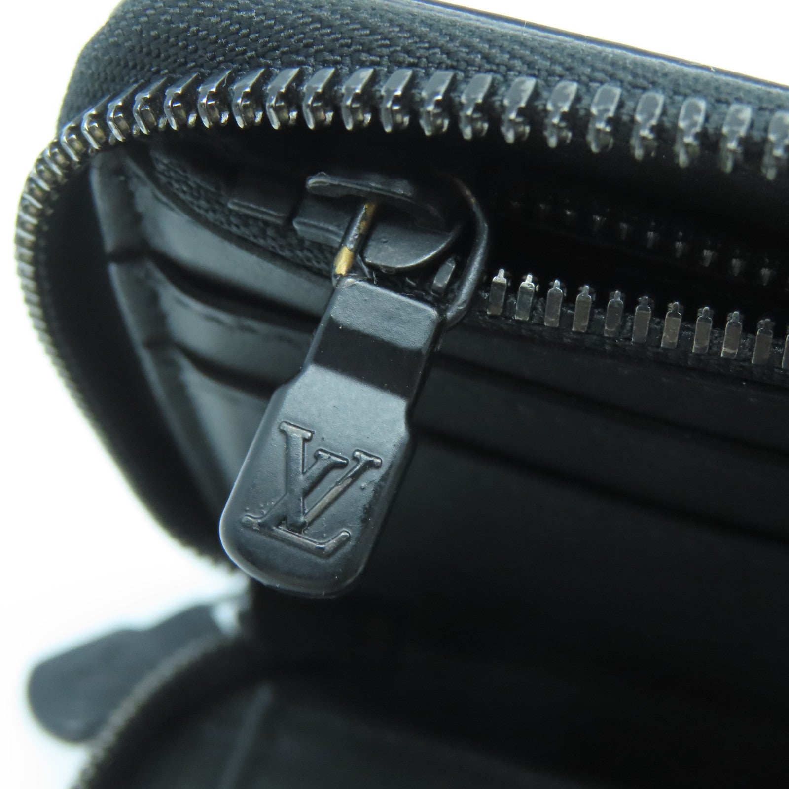 LOUIS VUITTON Monogram Shadow Zippy Wallet Vertical長錢包黑色