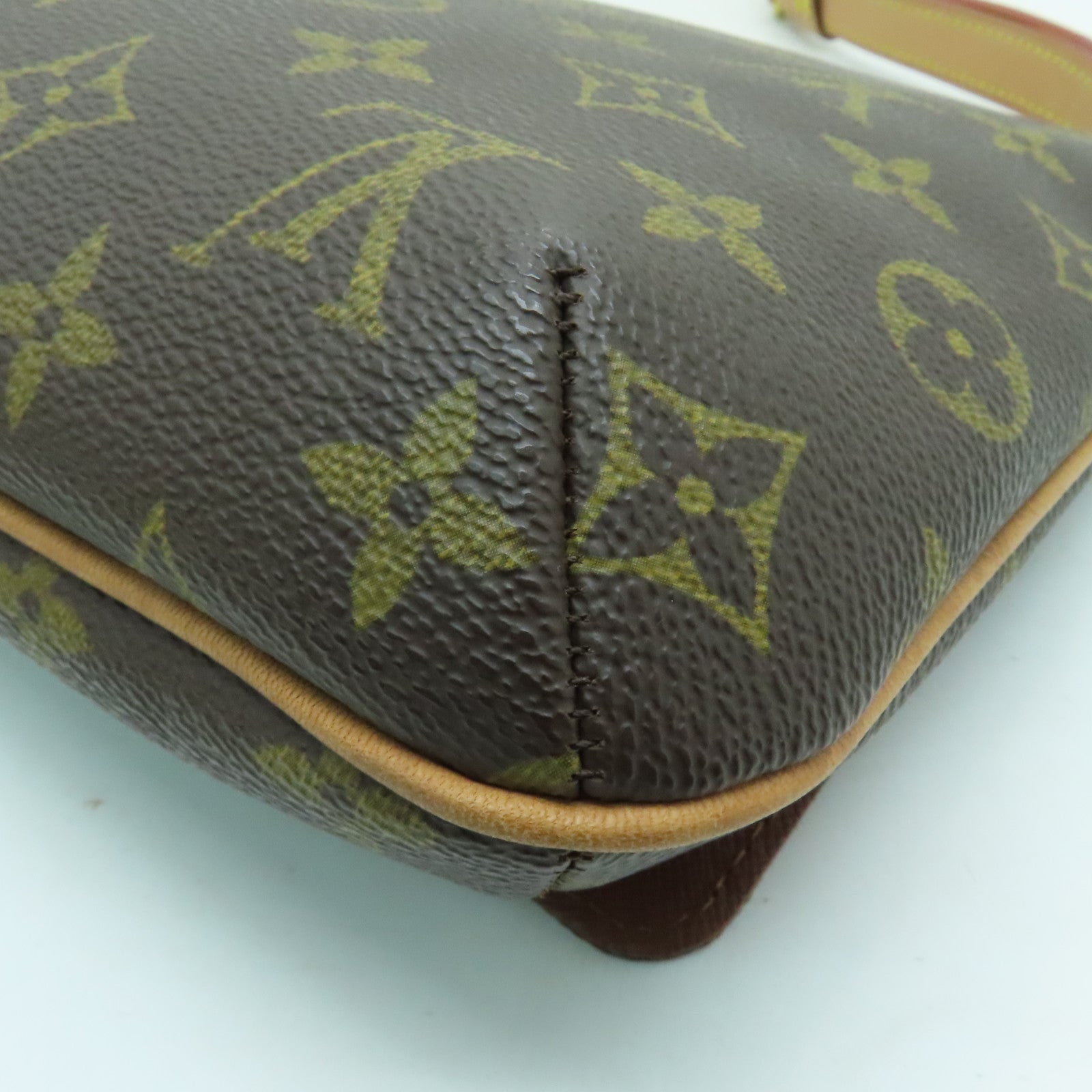 LOUIS VUITTON Monogram Musette Tango Shoulder Bag金扣肩背袋啡色