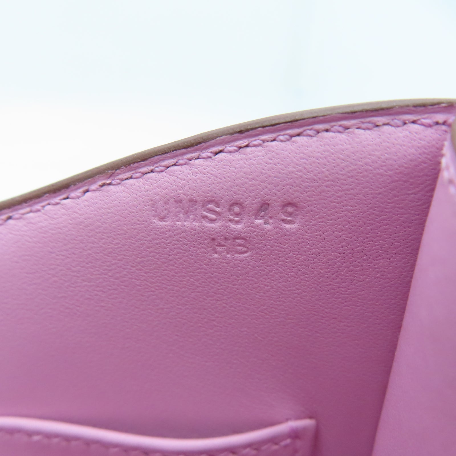 HERMES Veau Epsom皮革Constance 24金扣肩背袋锦葵紫色
