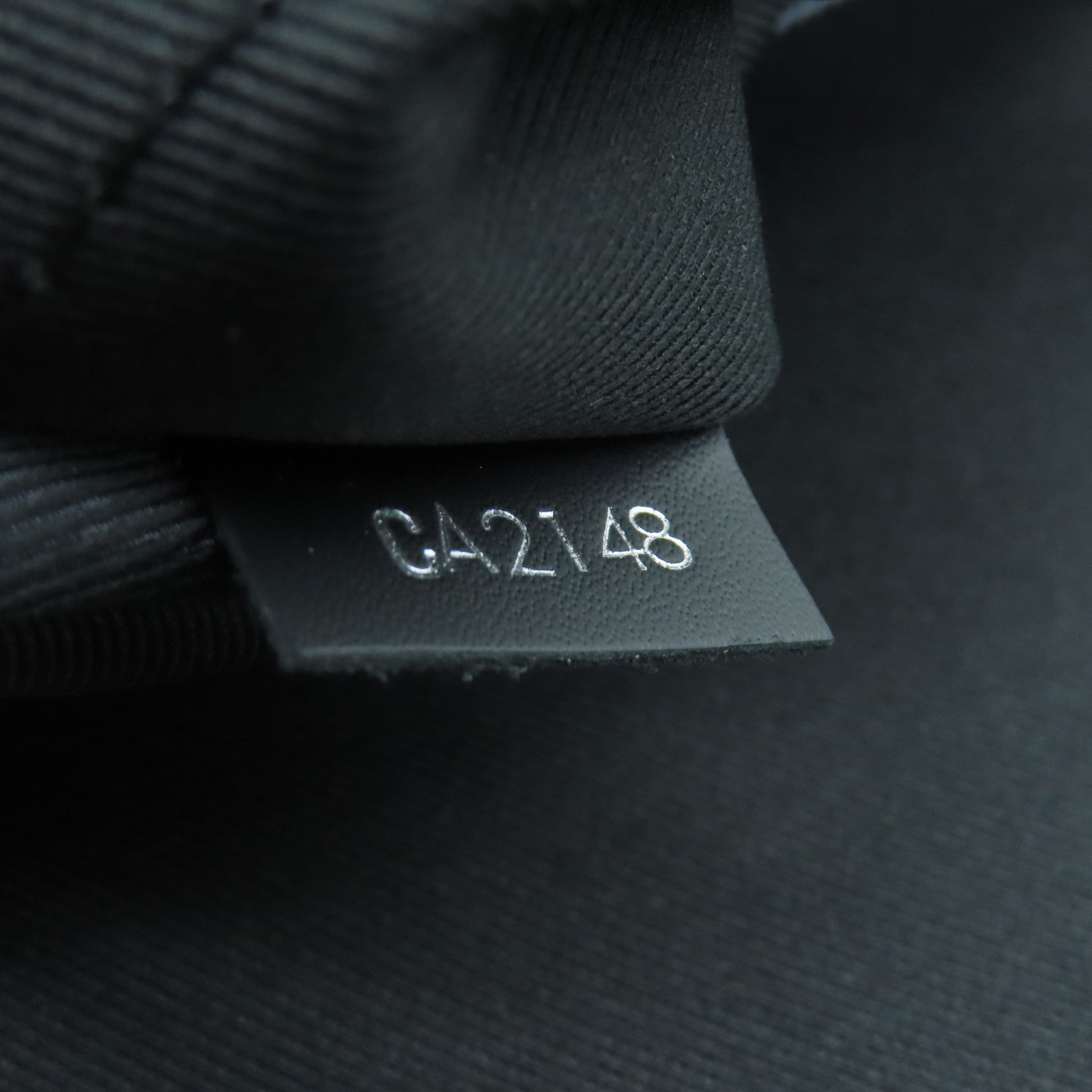 LOUIS VUITTON Damier Graphite Pixel District PM银扣肩背袋黑色