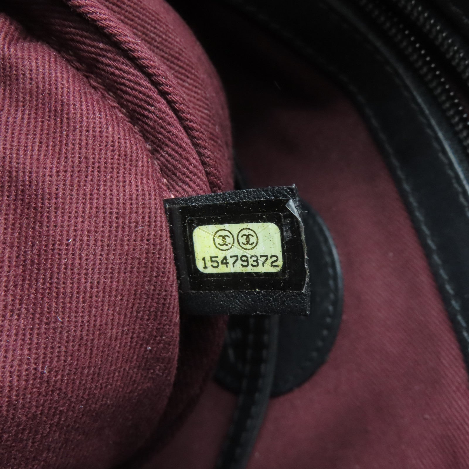 CHANEL 菱格尼龍Shoulder Bag銀扣肩背袋黑色