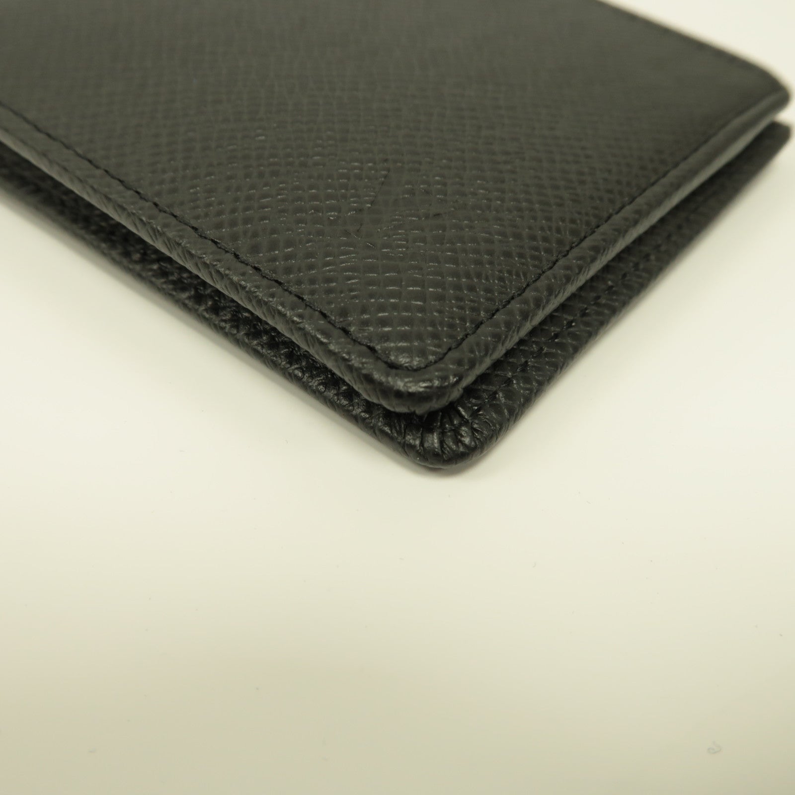 LOUIS VUITTON Taiga Wallet錢包黑色
