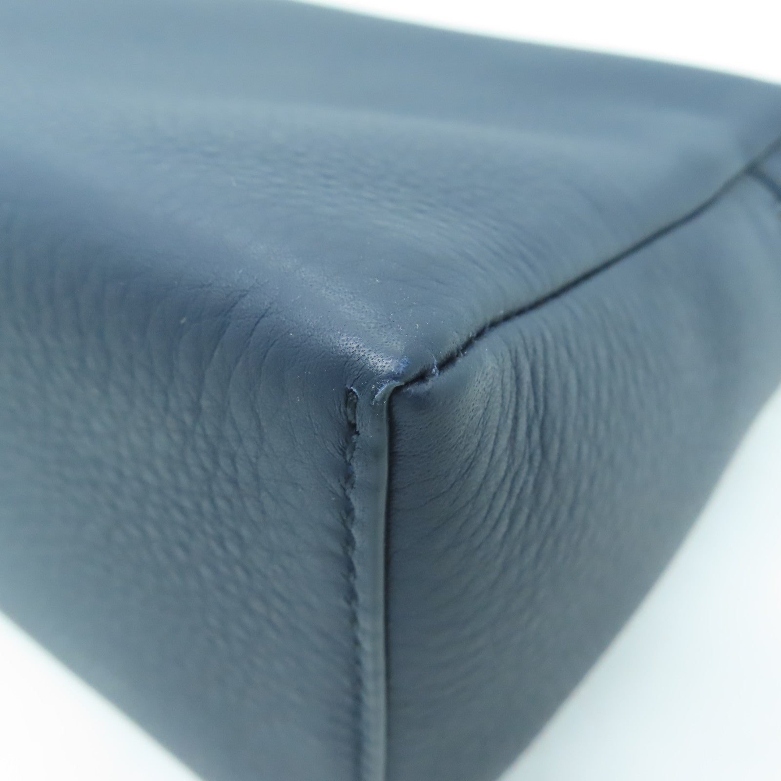 Loro Piana 牛皮皮革Extra Pocket L27銀扣手挽肩背兩用袋深藍色
