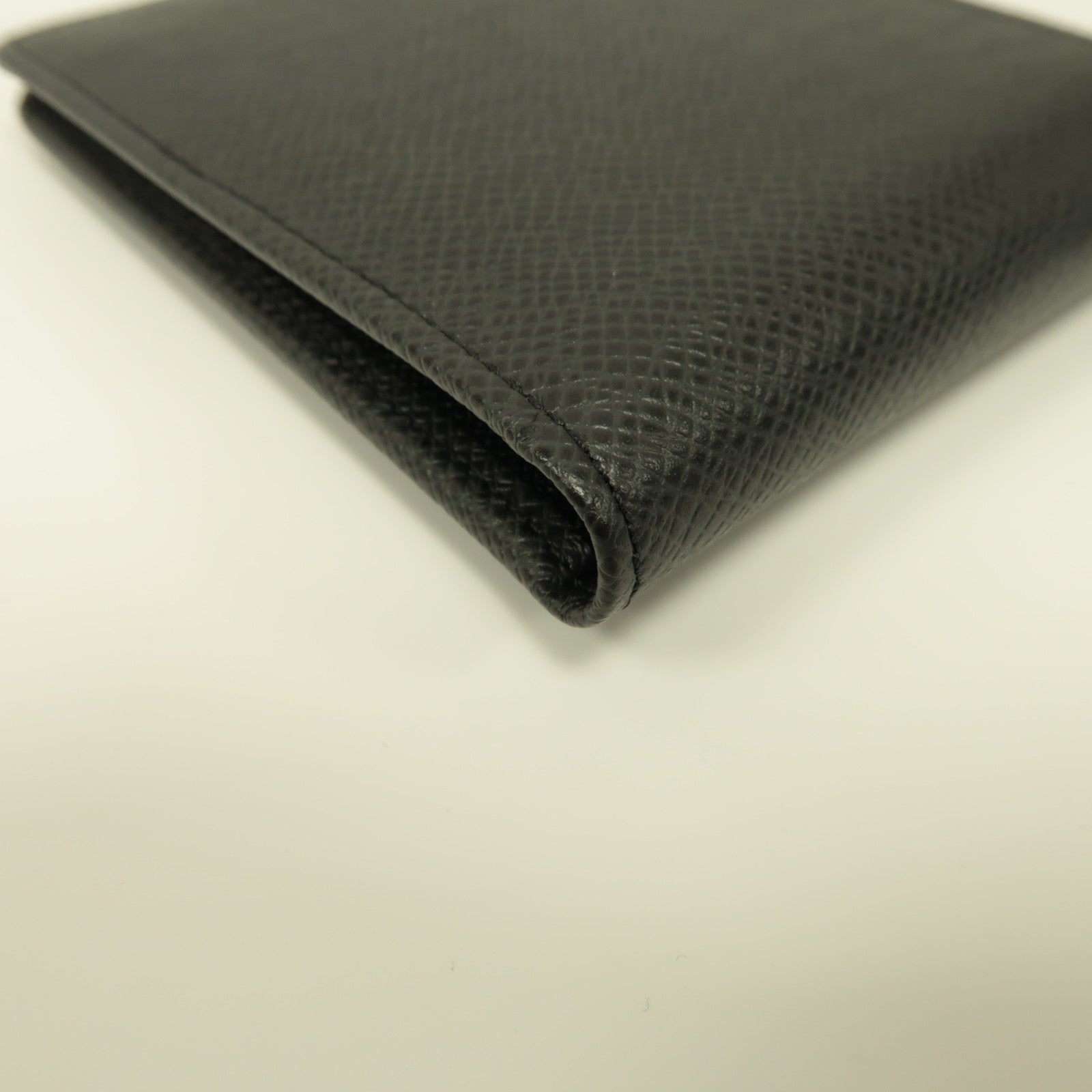 LOUIS VUITTON Taiga Wallet錢包黑色