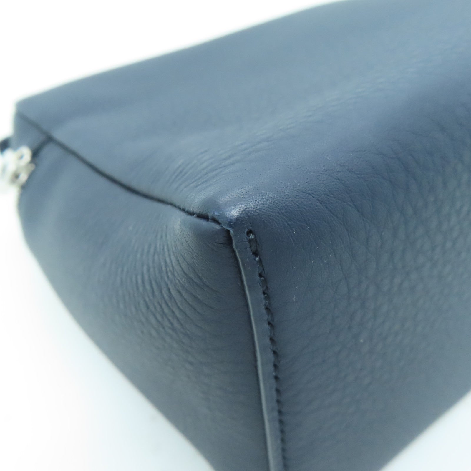 Loro Piana 牛皮皮革Extra Pocket L27銀扣手挽肩背兩用袋深藍色