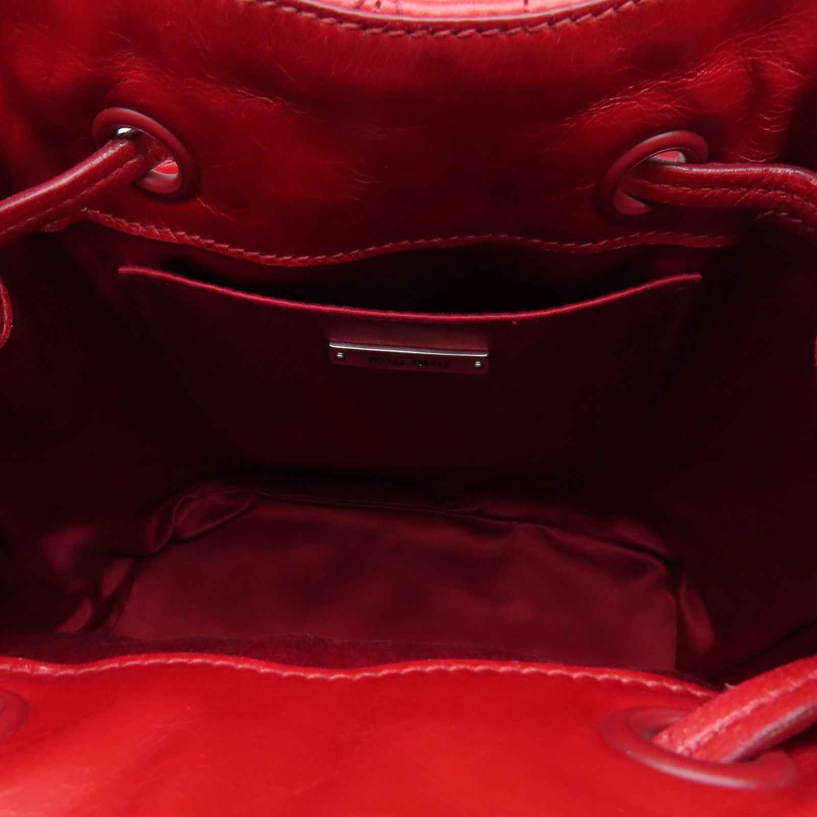 Miu Miu 牛皮皮革Bucket Bag Shoulder Bag银扣肩背袋红色