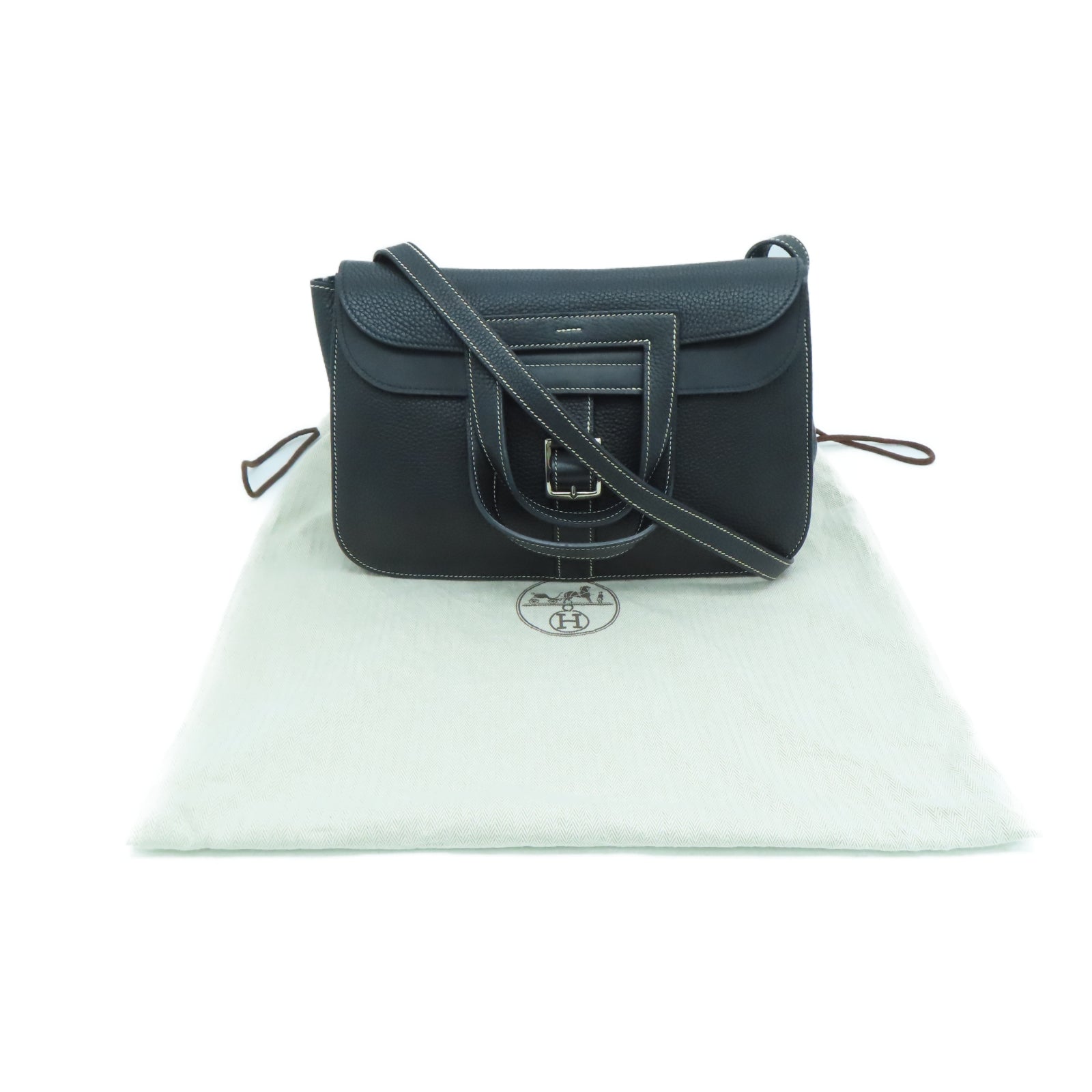 HERMES Taurillon Clemence皮革Halzan 31银扣手挽肩背两用袋黑色