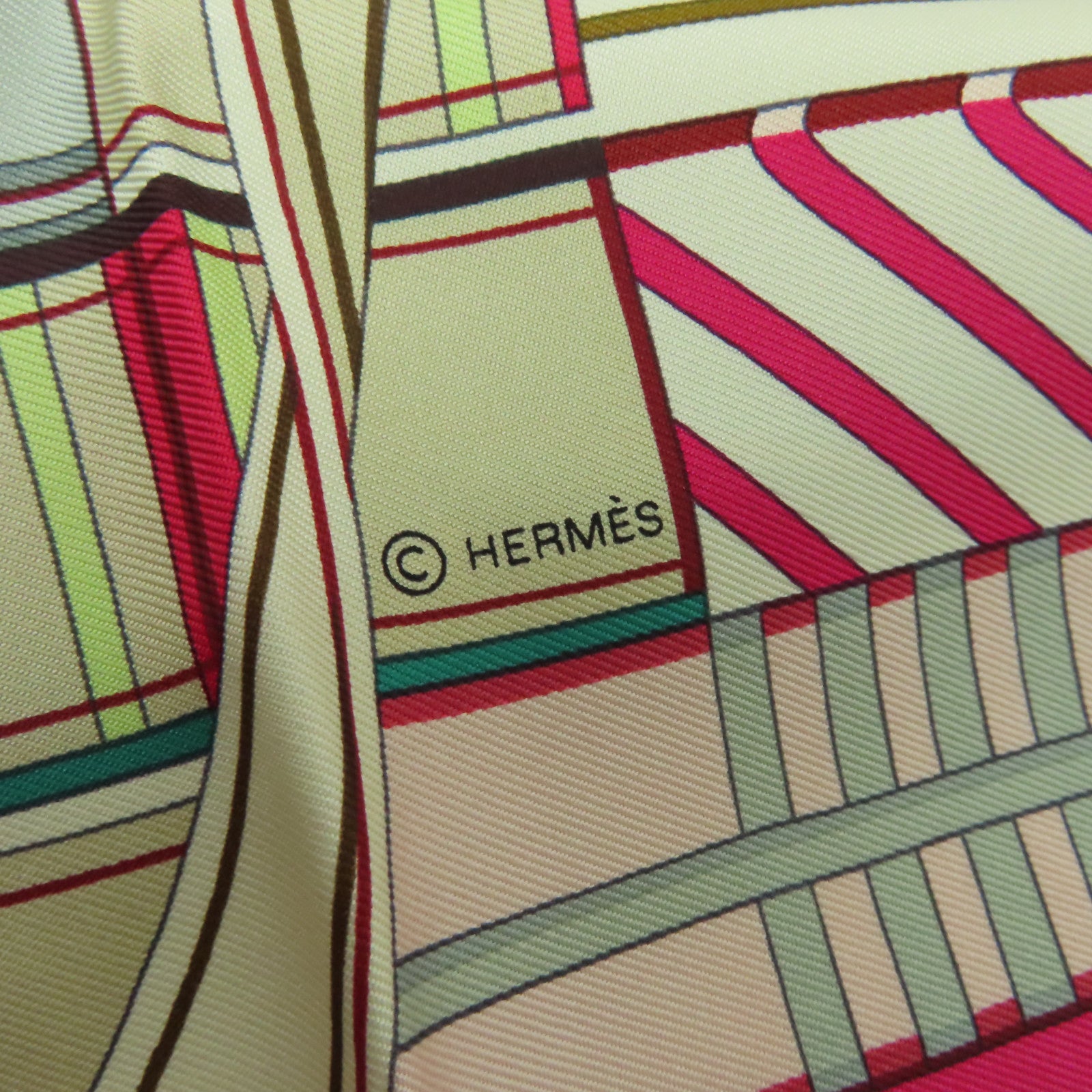 HERMES 【激減優惠】絲質Scarf圍巾粉紅色/綠色