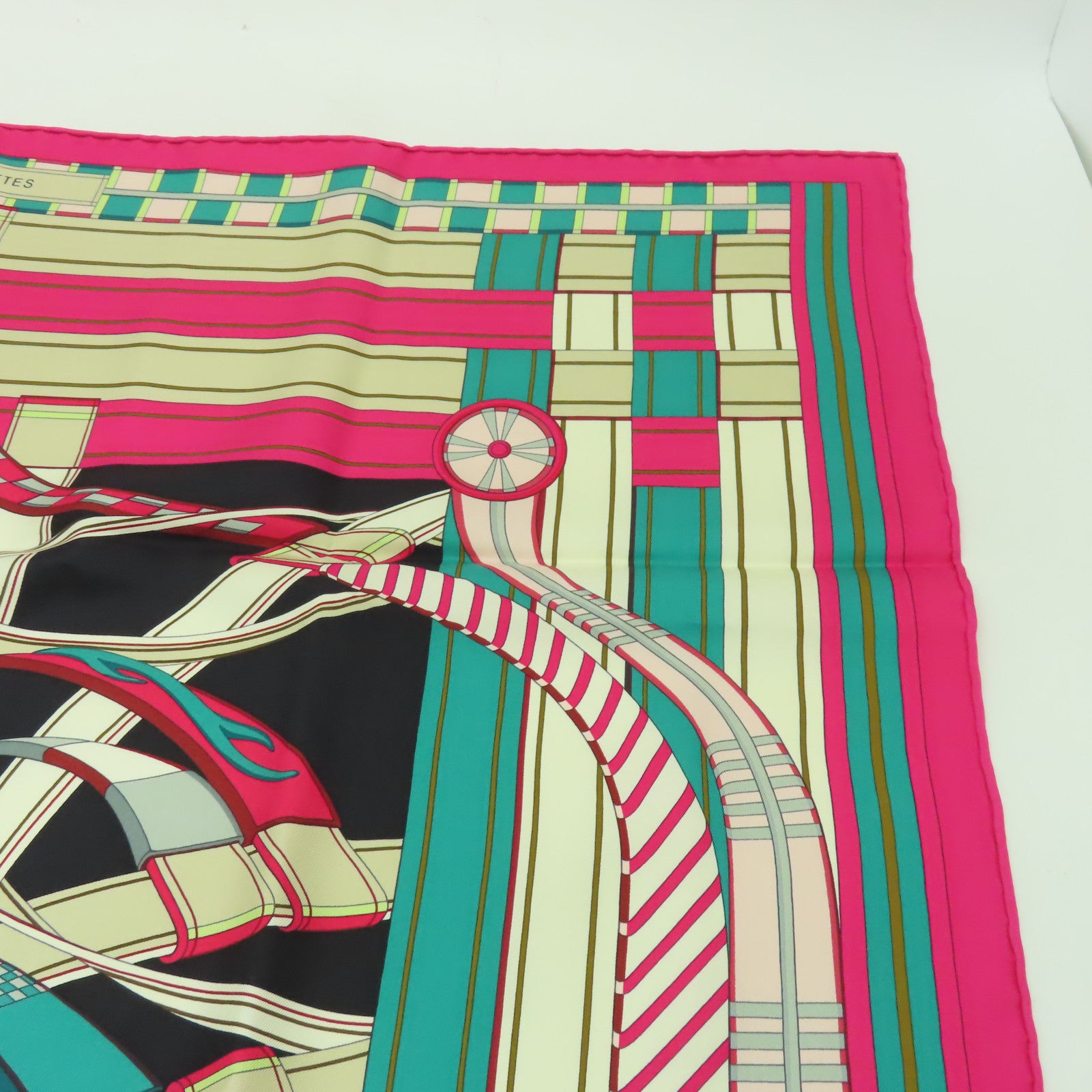 HERMES 【激減優惠】絲質Scarf圍巾粉紅色/綠色