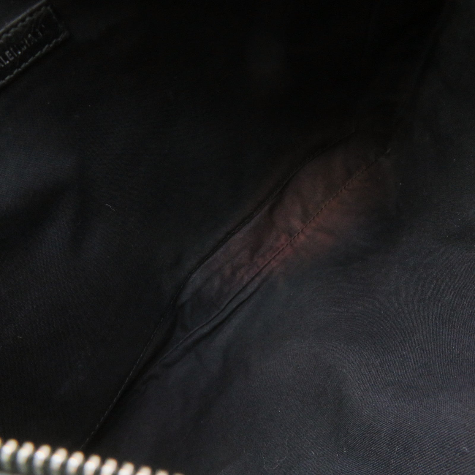 BALENCIAGA 牛皮皮革Pouch手拿包黑色
