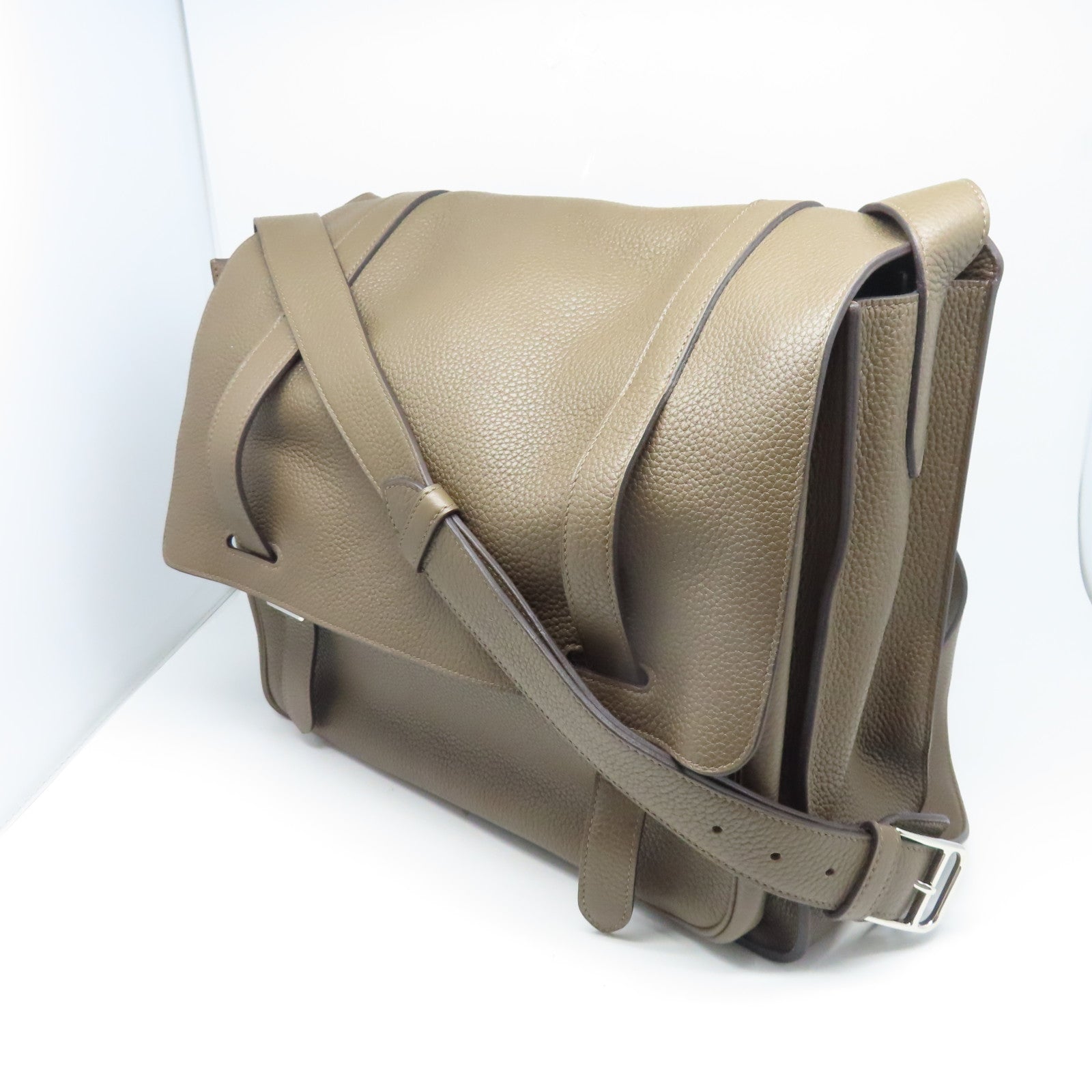 HERMES Taurillon Clemence皮革Steve 35银扣肩背袋褐灰色