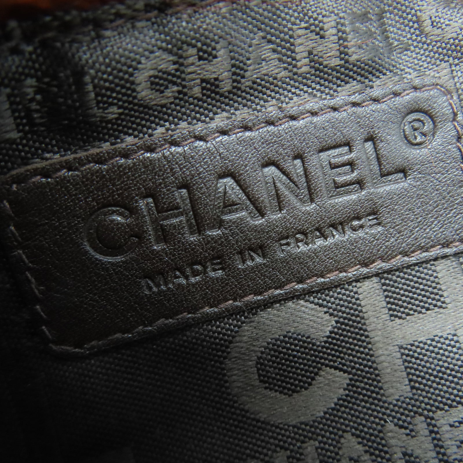 CHANEL Fur Chain Shoulder銀扣鏈帶肩背袋燈色