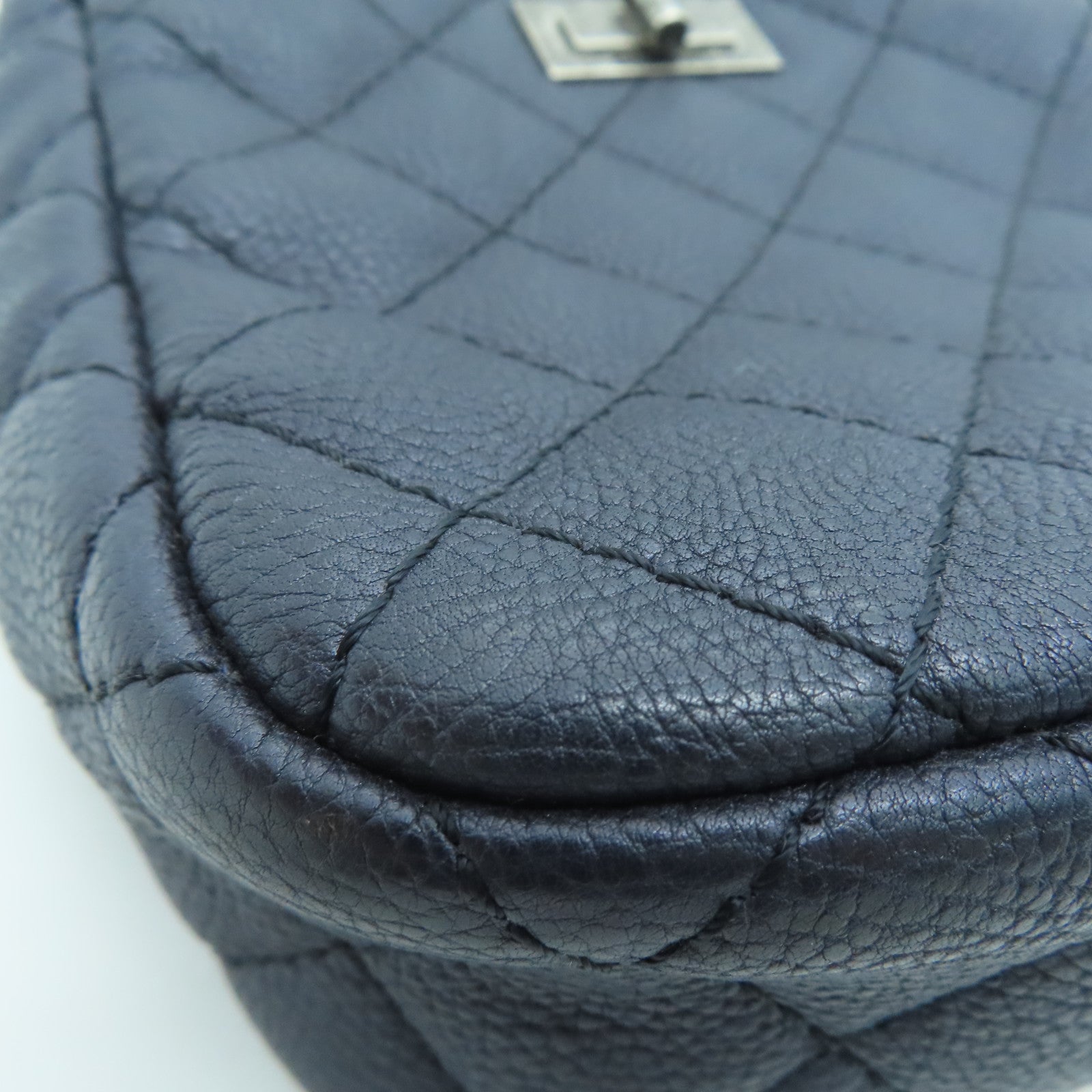 CHANEL 菱格牛皮皮革2.55银扣肩背袋蓝色