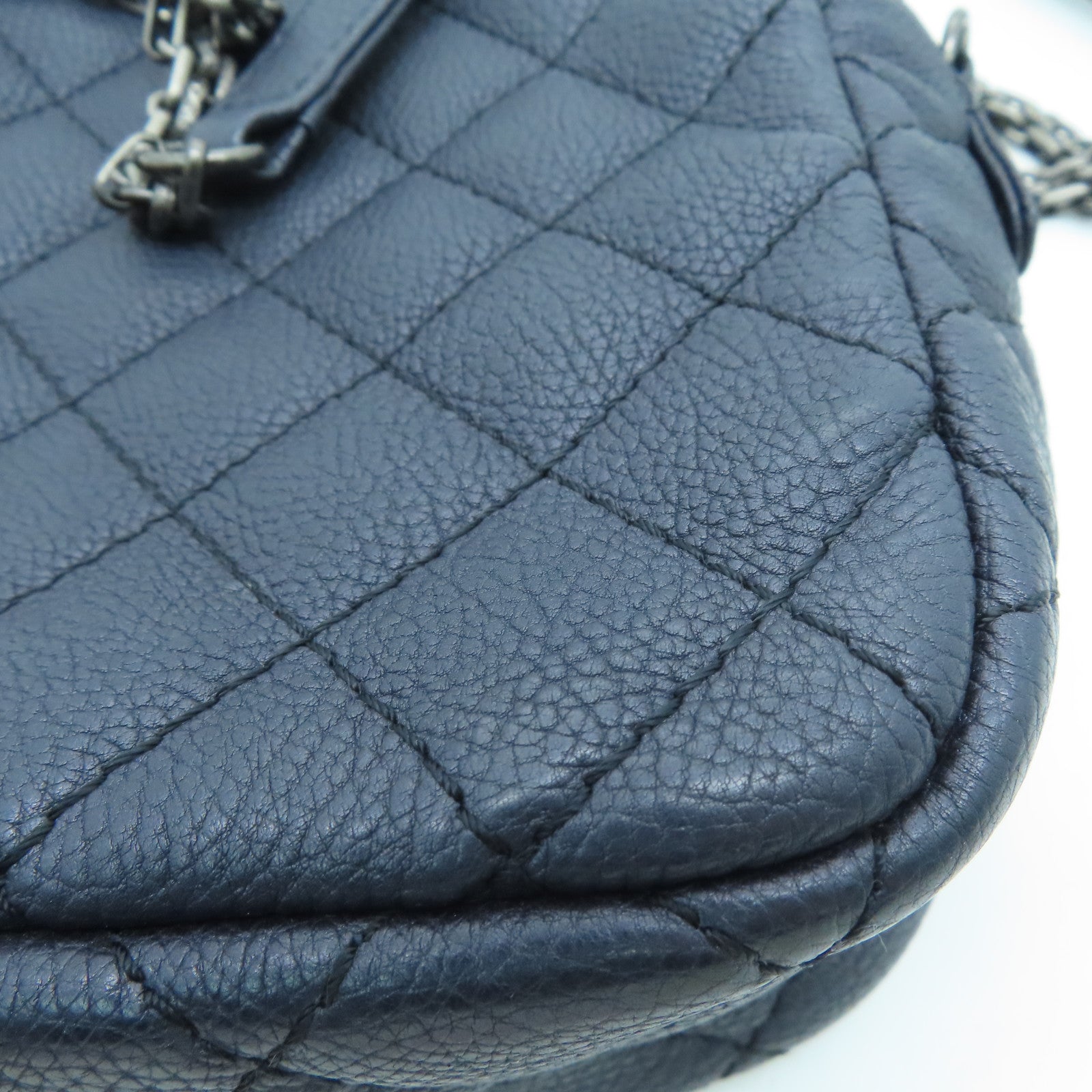 CHANEL 菱格牛皮皮革2.55银扣肩背袋蓝色