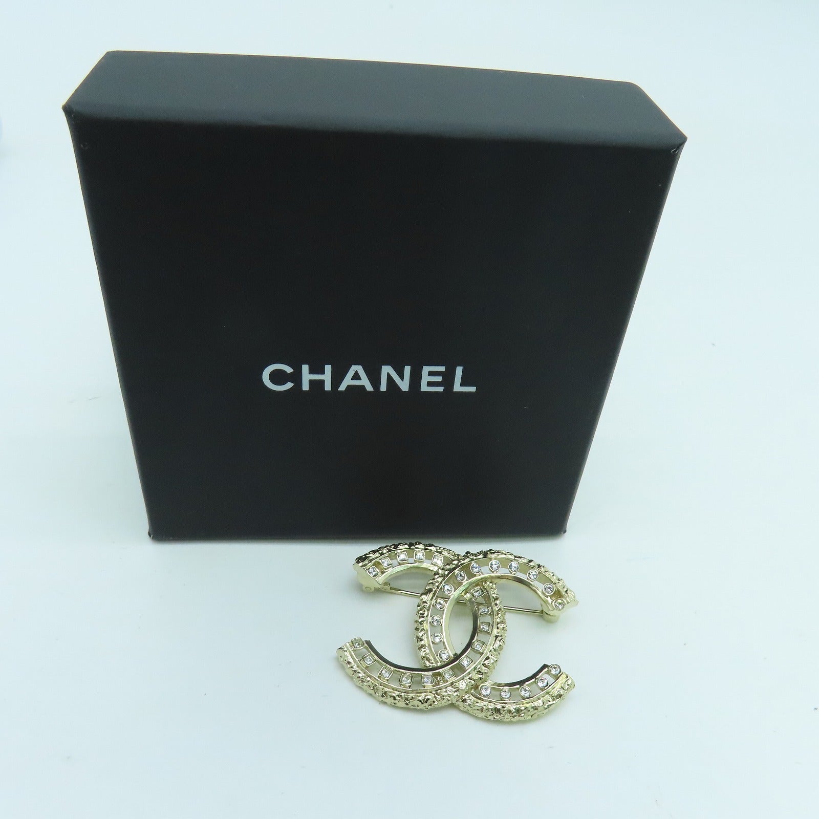 CHANEL 金属Brooch胸针金色