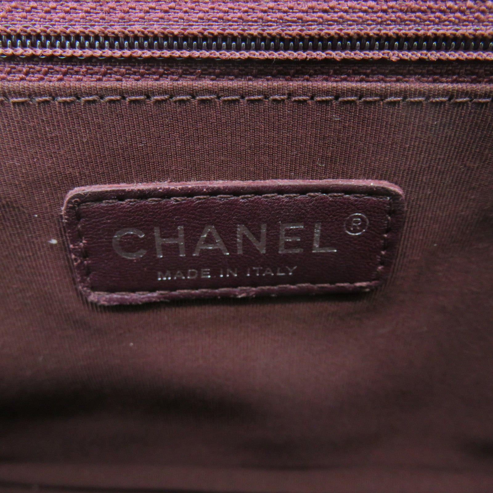 CHANEL 斜紋牛皮皮革Boy Chanel Chain Shoulder Bag銀扣鏈帶肩背袋