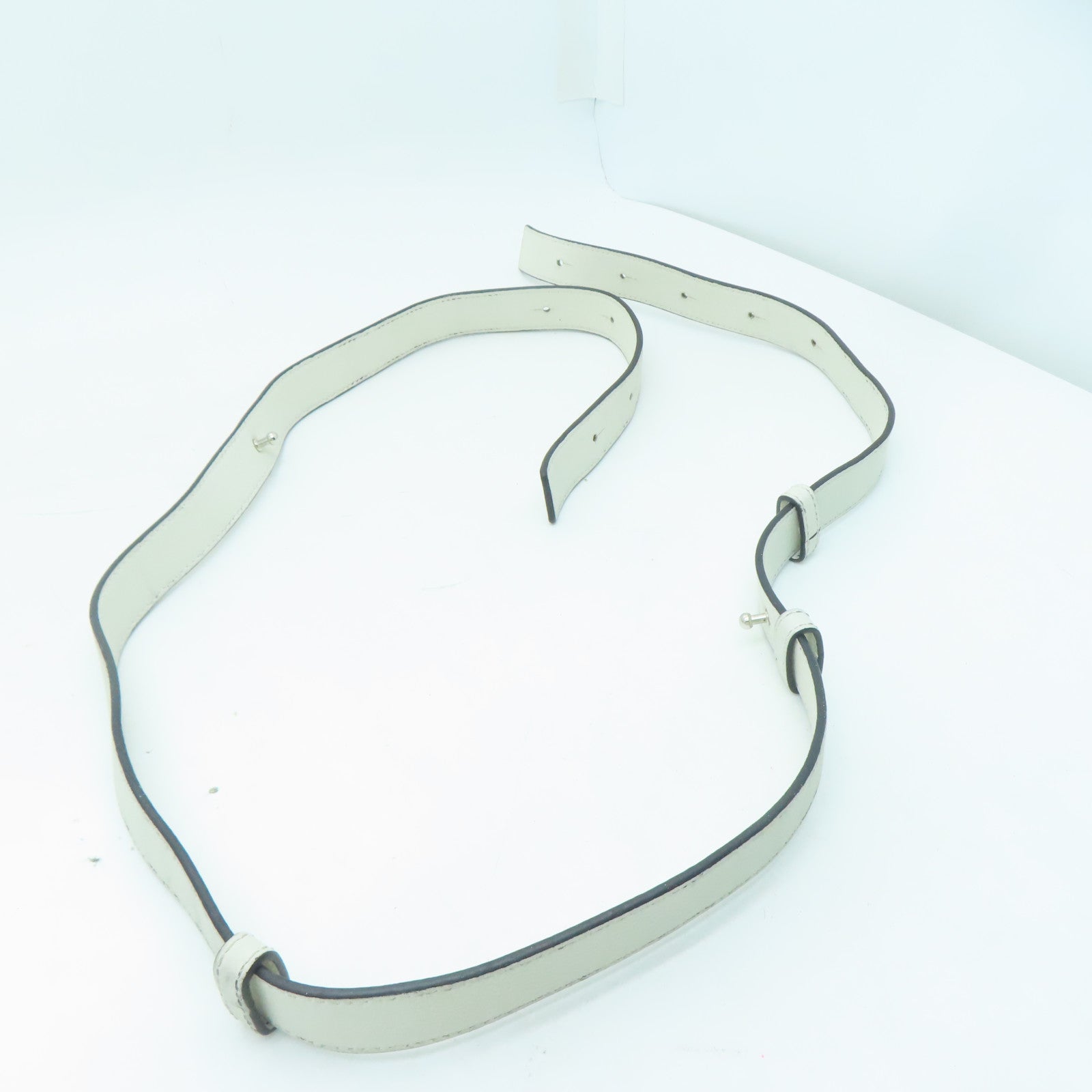 LOEWE 牛皮皮革Small Hammock Bag銀扣手挽肩背兩用袋米色