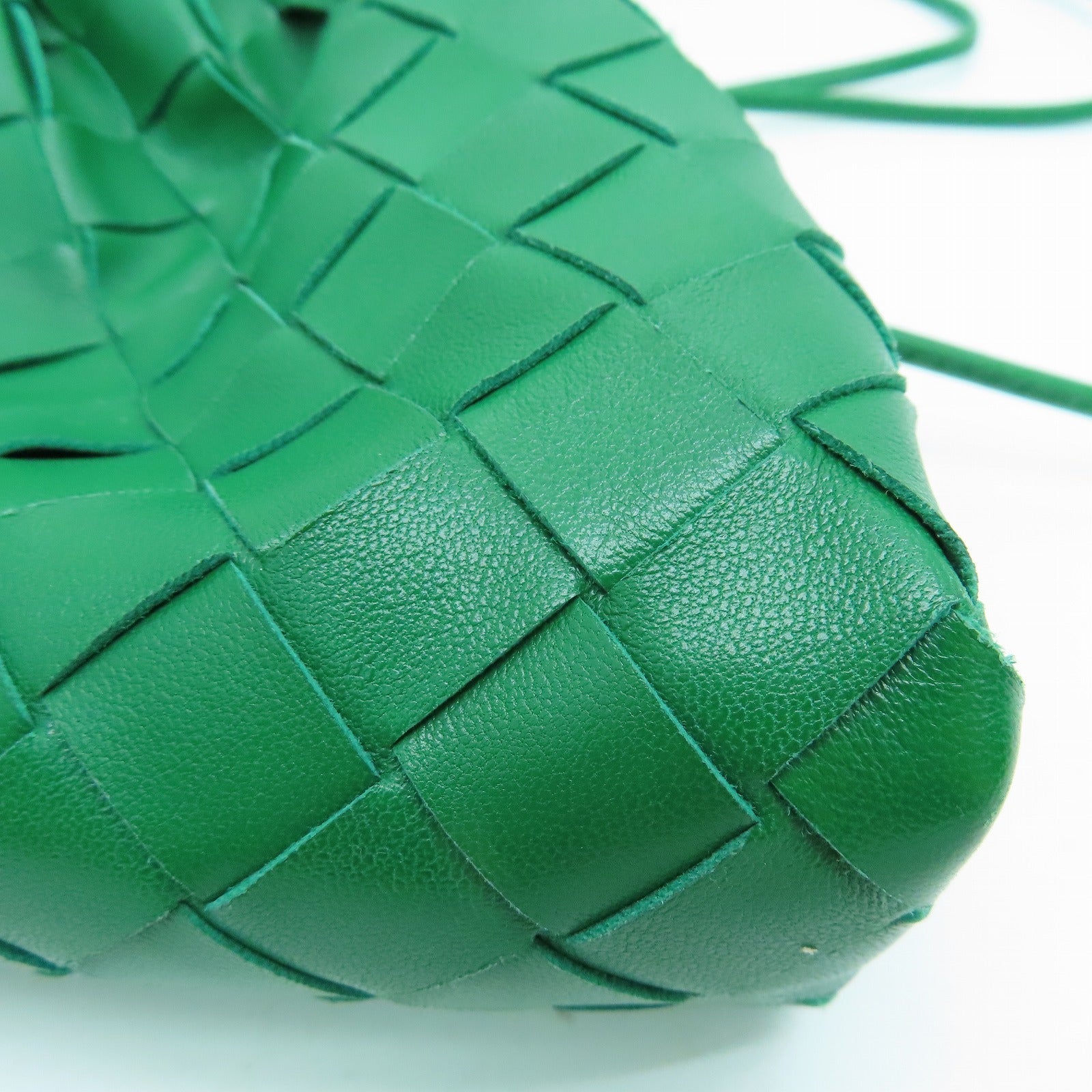 BOTTEGA VENETA 羊皮皮革Mini Pouch肩背袋绿色