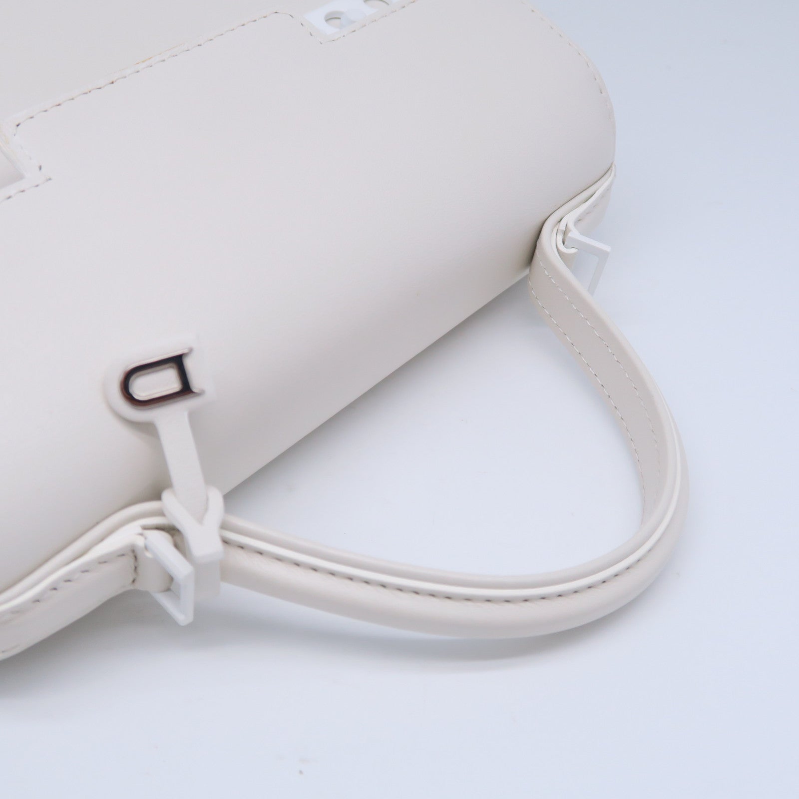 Delvaux 牛皮皮革2 Way Shoulder手挽肩背兩用袋白色