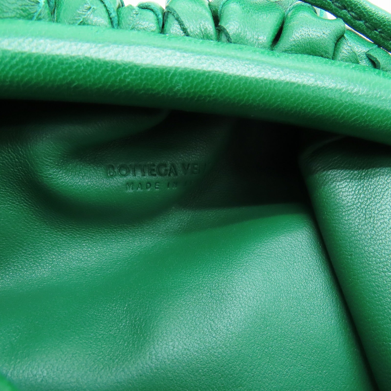 BOTTEGA VENETA 羊皮皮革Mini Pouch肩背袋绿色