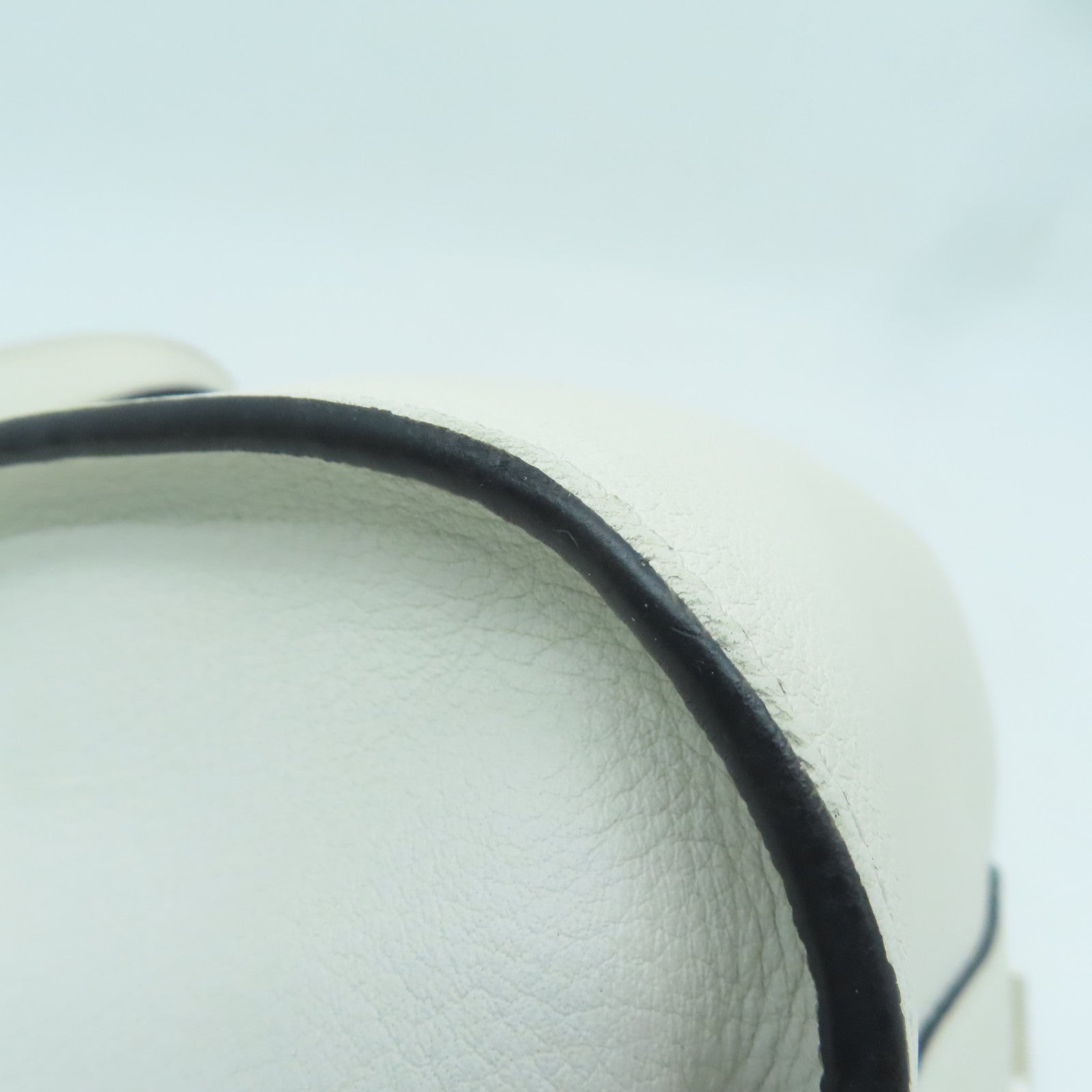 LOEWE 牛皮皮革Small Hammock Bag銀扣手挽肩背兩用袋米色