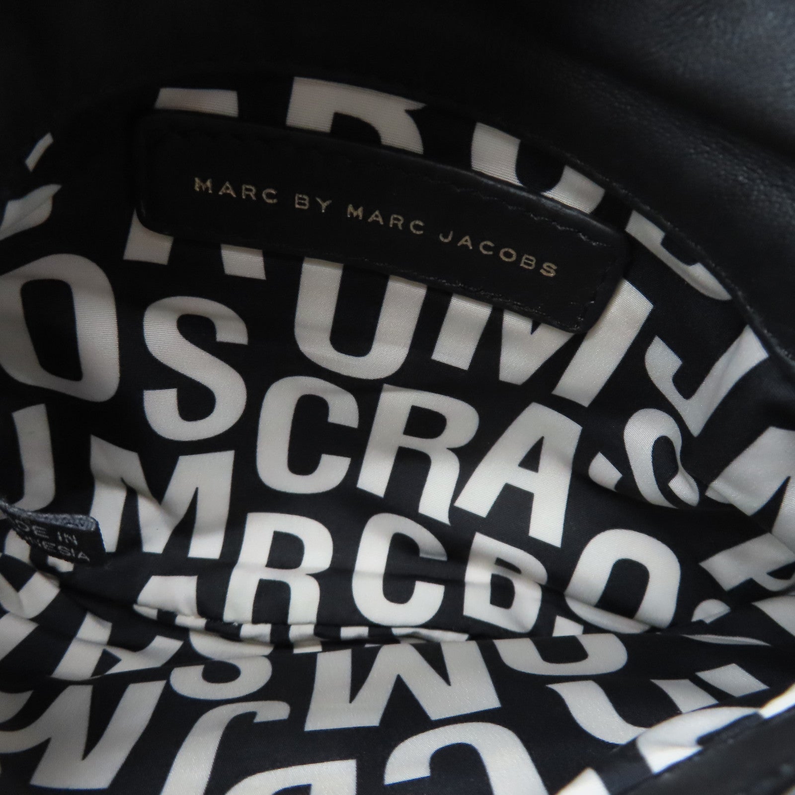 MARC BY MARC JACOBS 牛皮皮革Shoulder Bag金扣肩背袋黑色