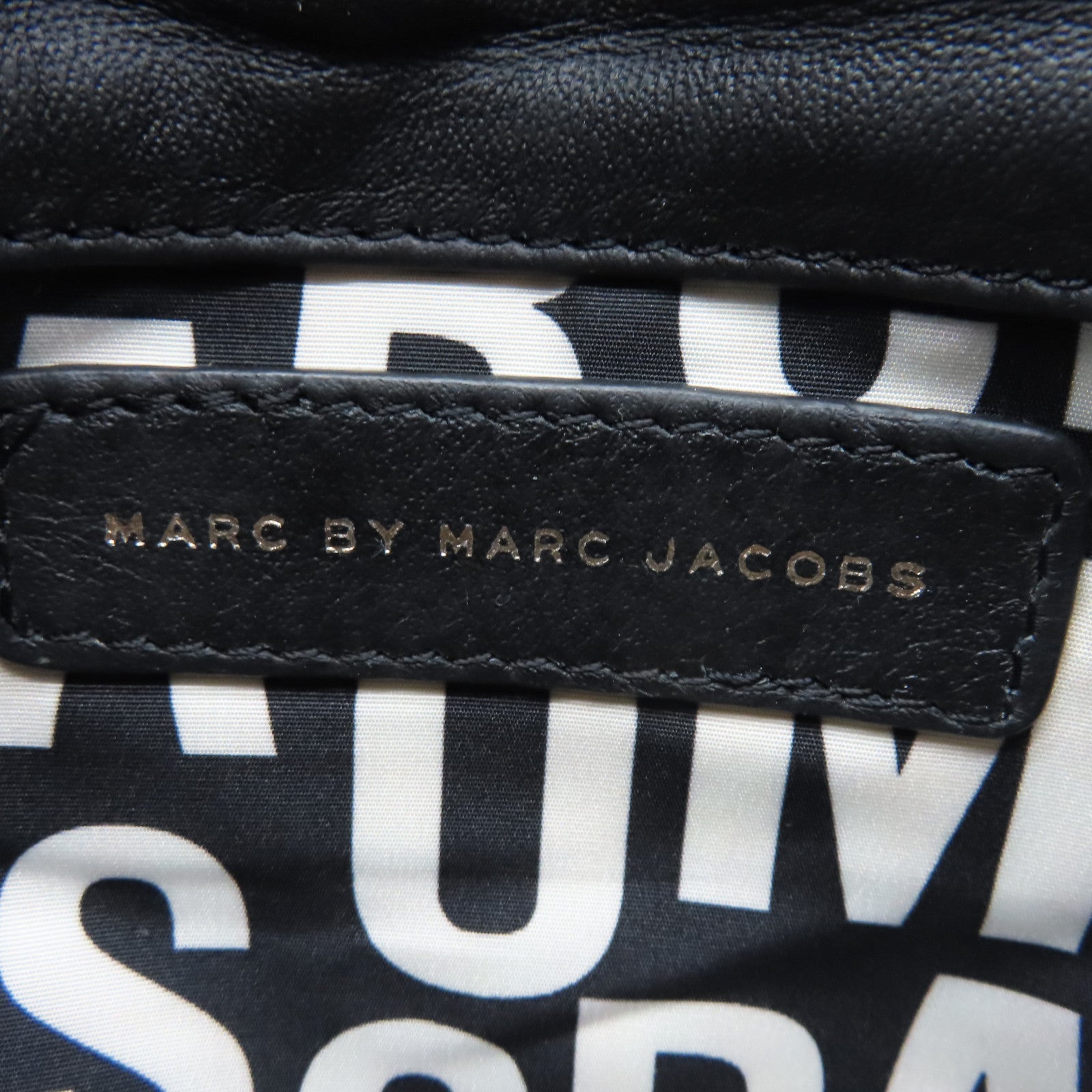 MARC BY MARC JACOBS 牛皮皮革Shoulder Bag金扣肩背袋黑色