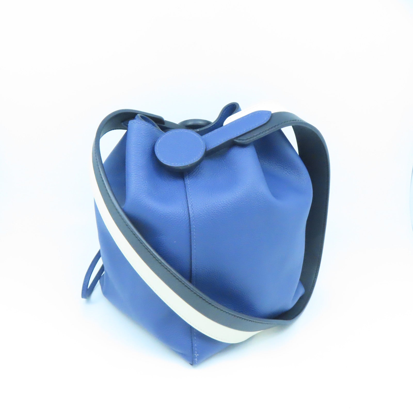 HERMES Evercolor皮革Licol 17银扣肩背袋Bleu Brighton蓝色
