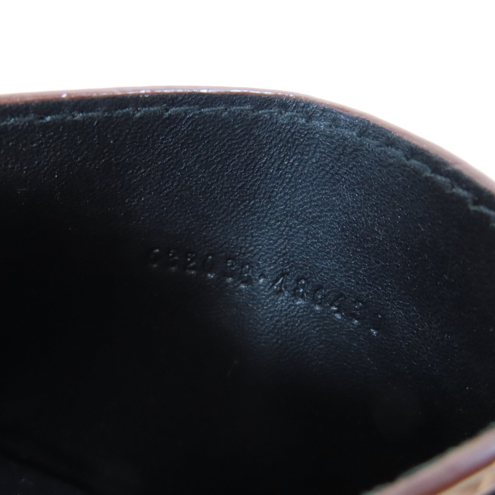 Alexander McQueen 牛皮皮革Card Case銀扣卡片套米色