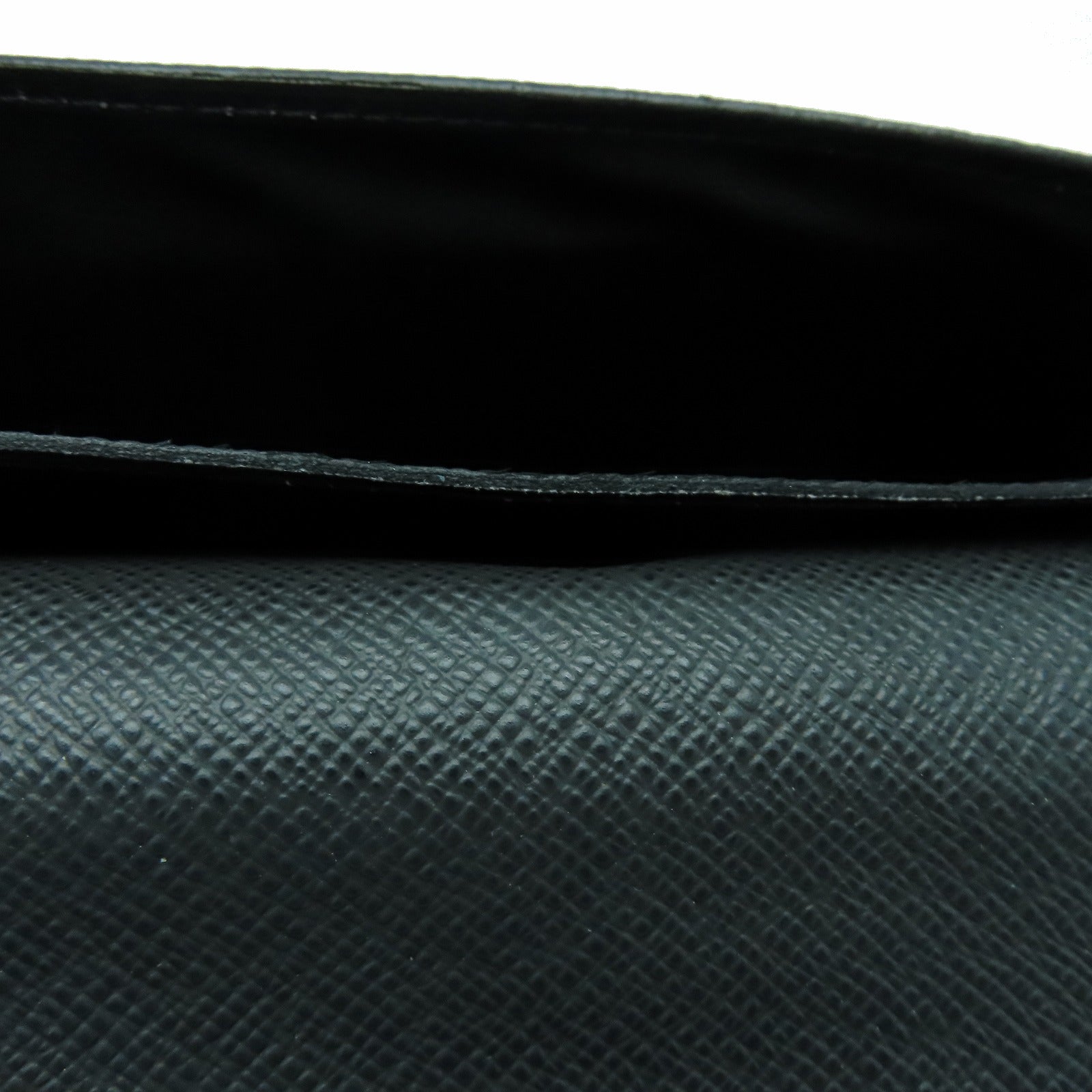 LOUIS VUITTON Taiga Portefeuille Long Wallet长钱包黑色