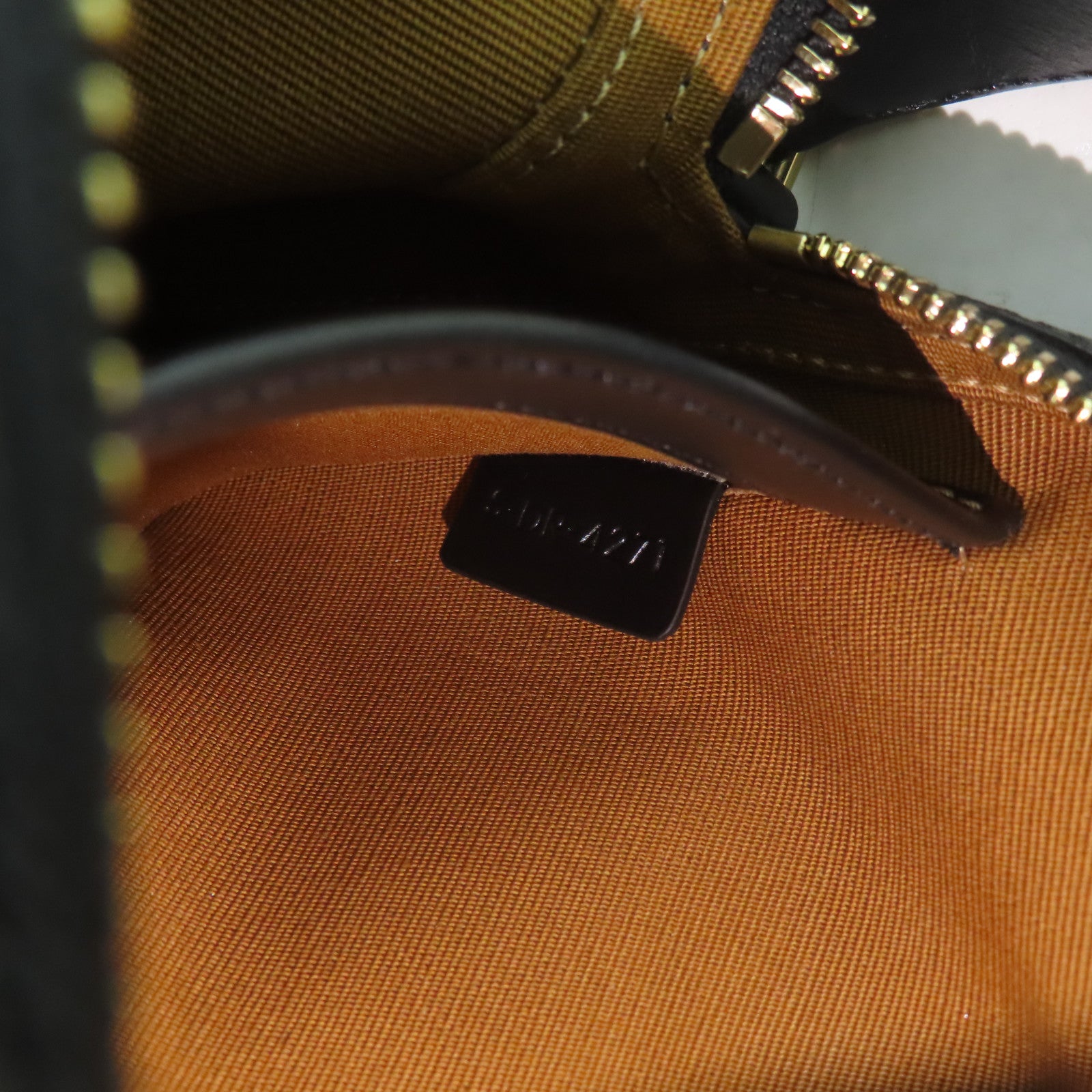 CELINE 塗層帆布Triomphe Medium Messenger Shoulder Bag金扣肩背袋啡色/黑色