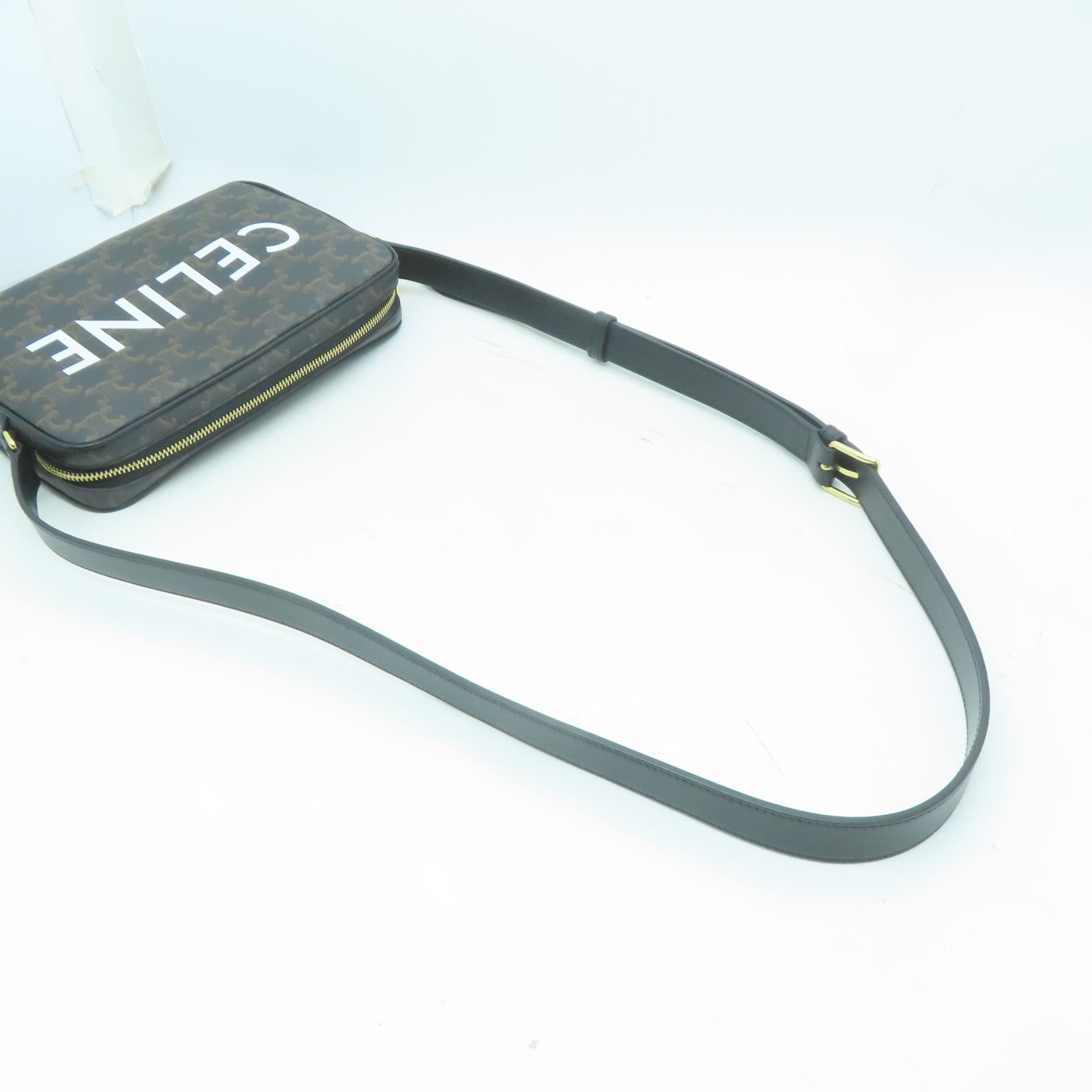 CELINE 塗層帆布Triomphe Medium Messenger Shoulder Bag金扣肩背袋啡色/黑色