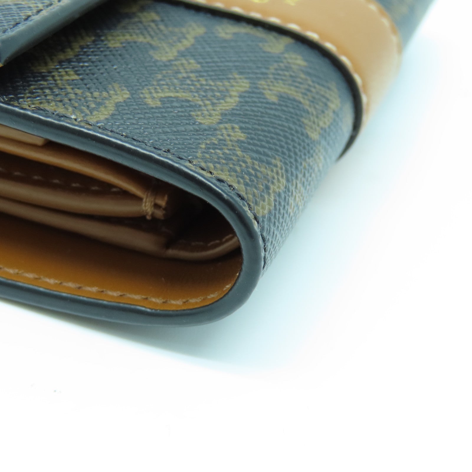 CELINE 牛皮皮革Wallet金扣钱包棕色