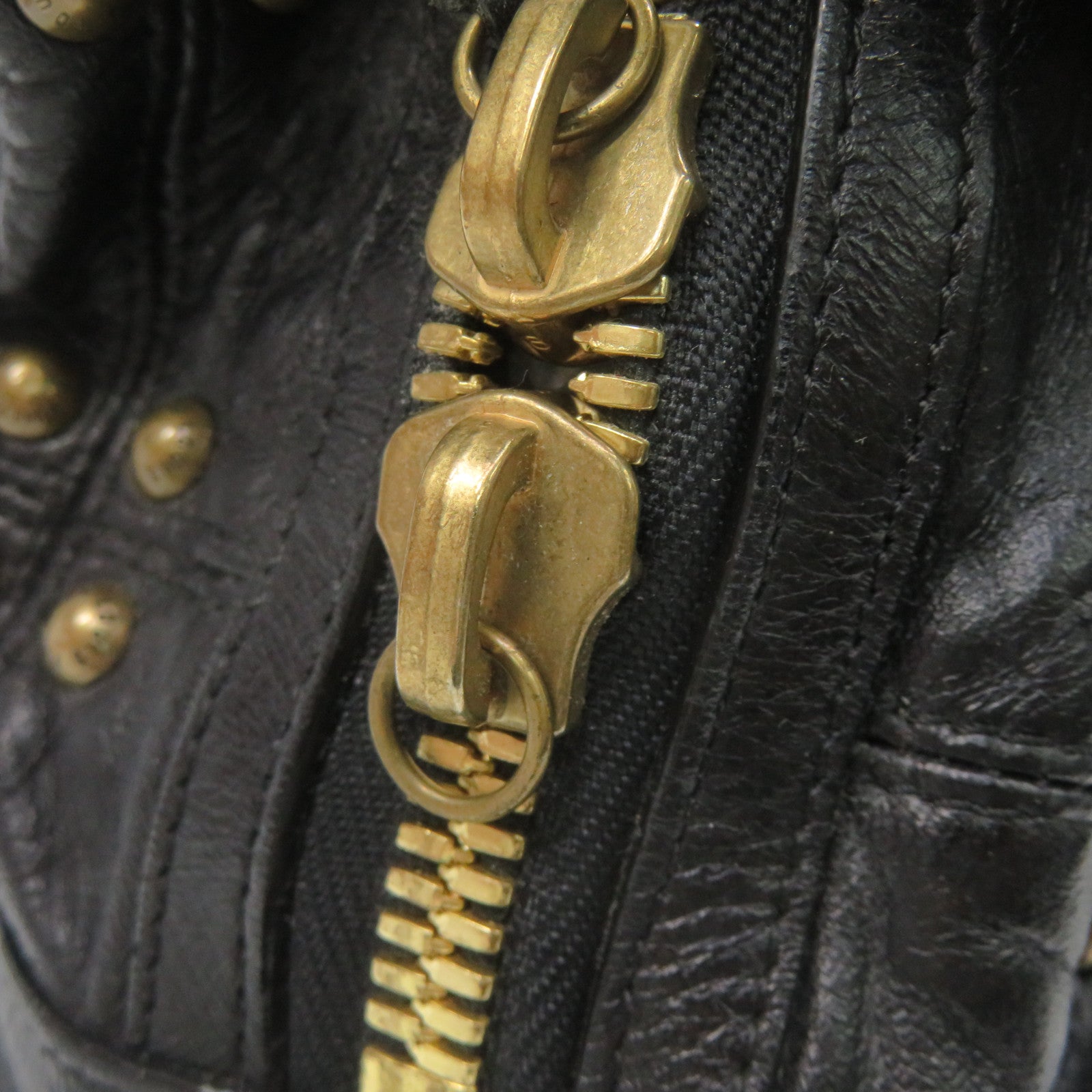 LOUIS VUITTON 牛皮皮革Riveting Bag Tote Bag肩背袋黑色