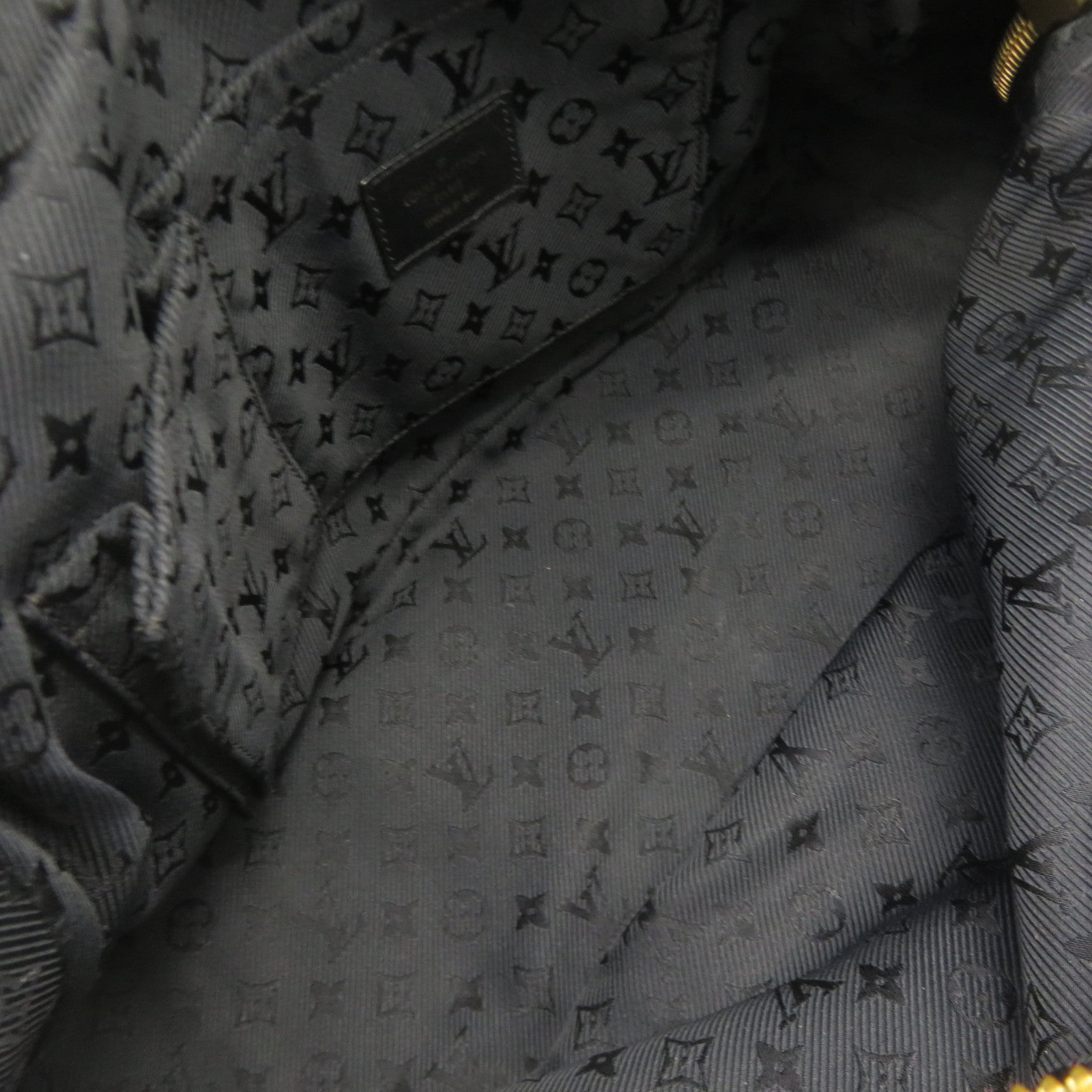 LOUIS VUITTON 牛皮皮革Riveting Bag Tote Bag肩背袋黑色