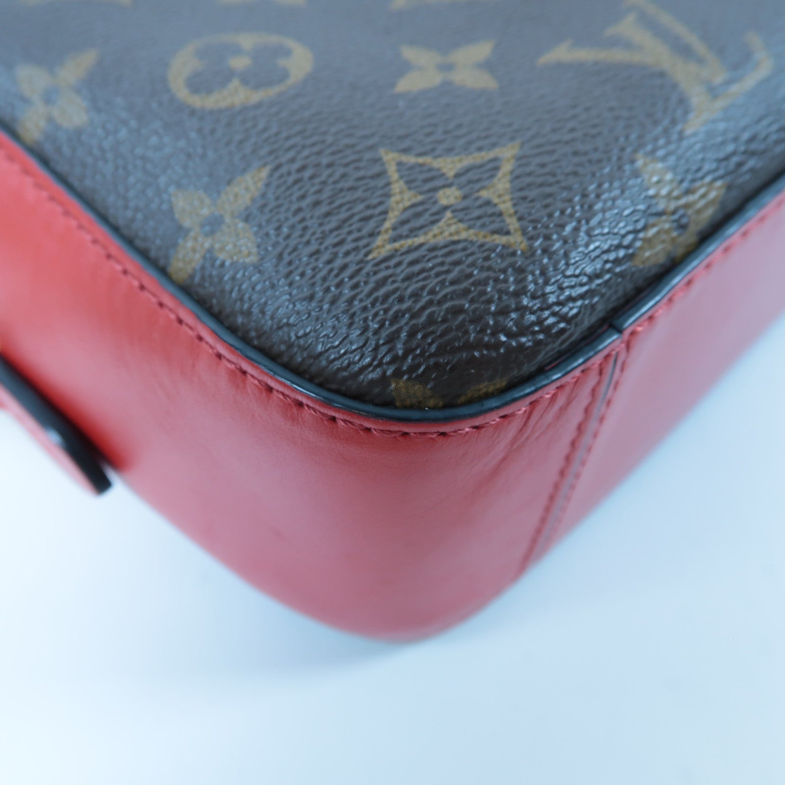 LOUIS VUITTON Monogram Saintonge金扣肩背袋啡色/紅色