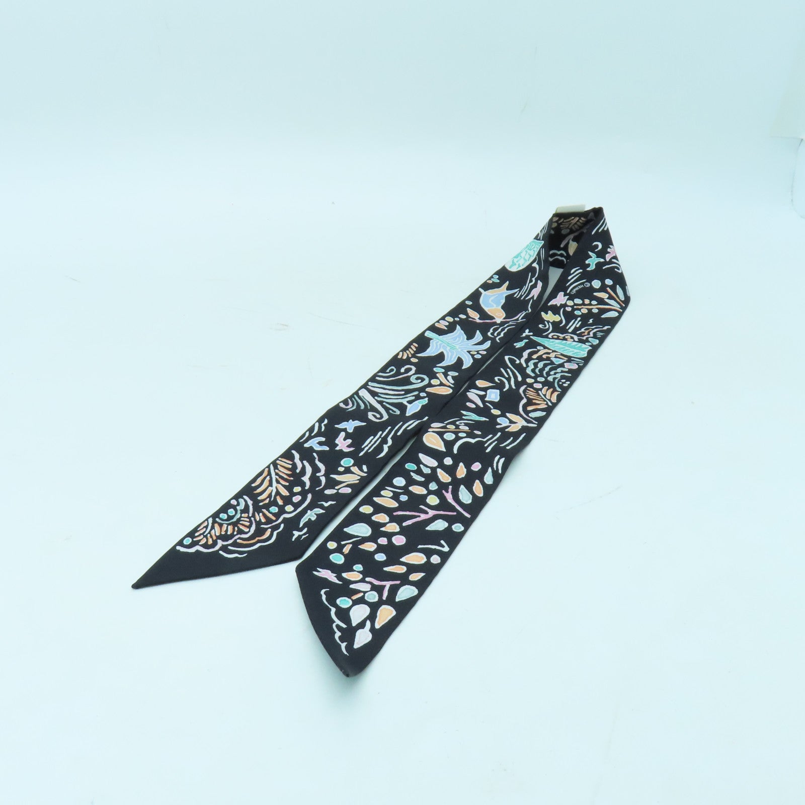 HERMES 【激減優惠】絲質Twilly絲巾黑色