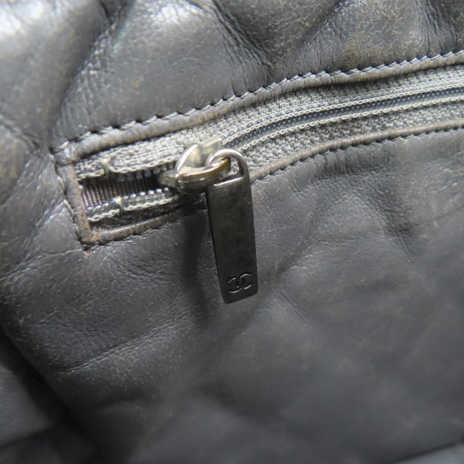 CHANEL 菱格牛皮皮革2.55Chain Shoulder銀扣鏈帶肩背袋灰色
