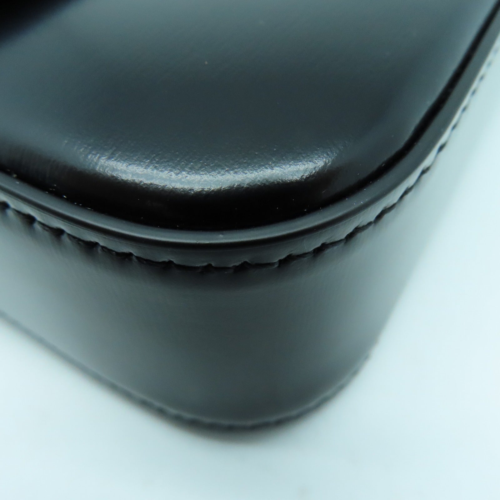 CELINE 牛皮皮革Chain Shoulder Bag金扣肩背袋黑色