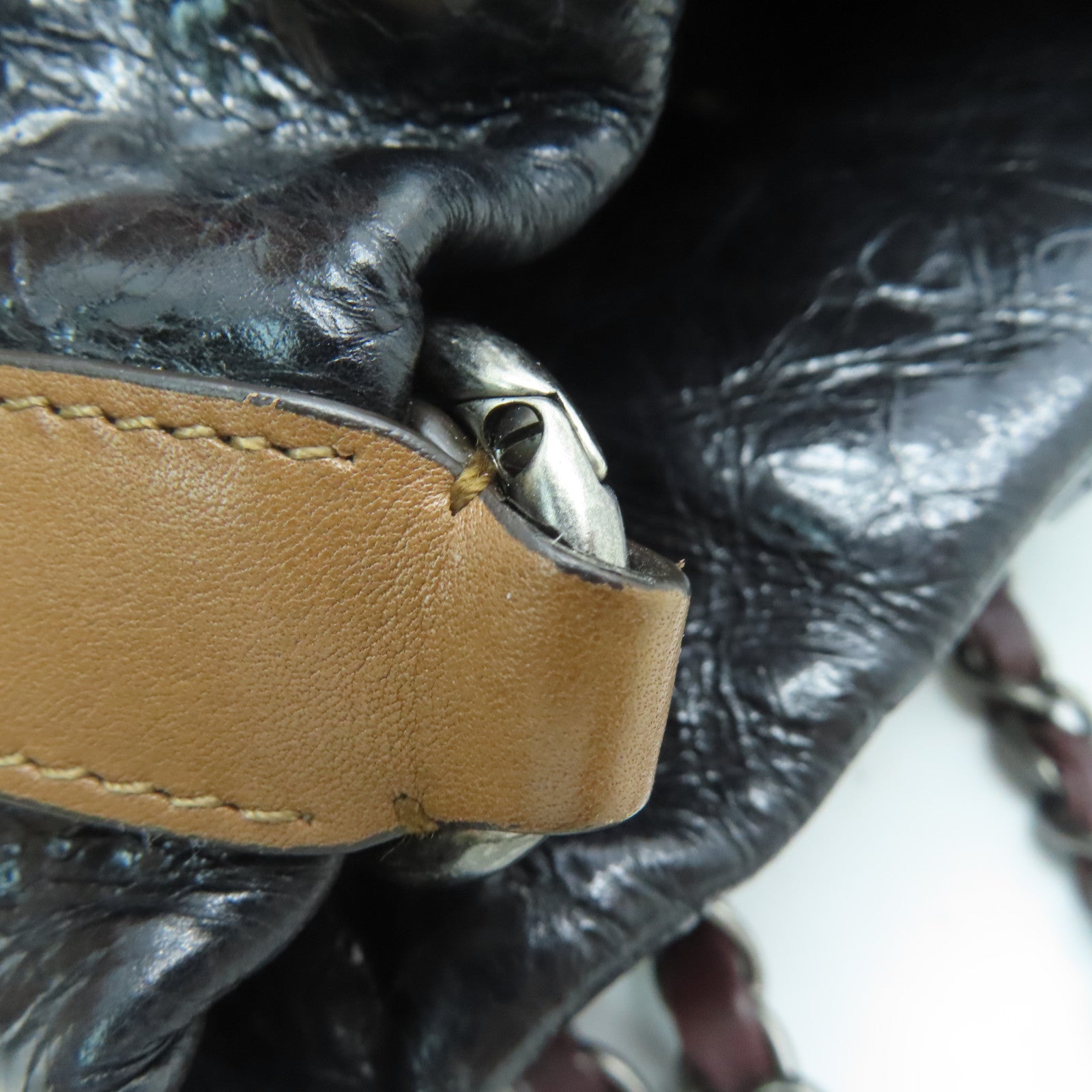 CHANEL 菱格牛皮皮革Shoulder Bag银扣链带肩背袋黑色