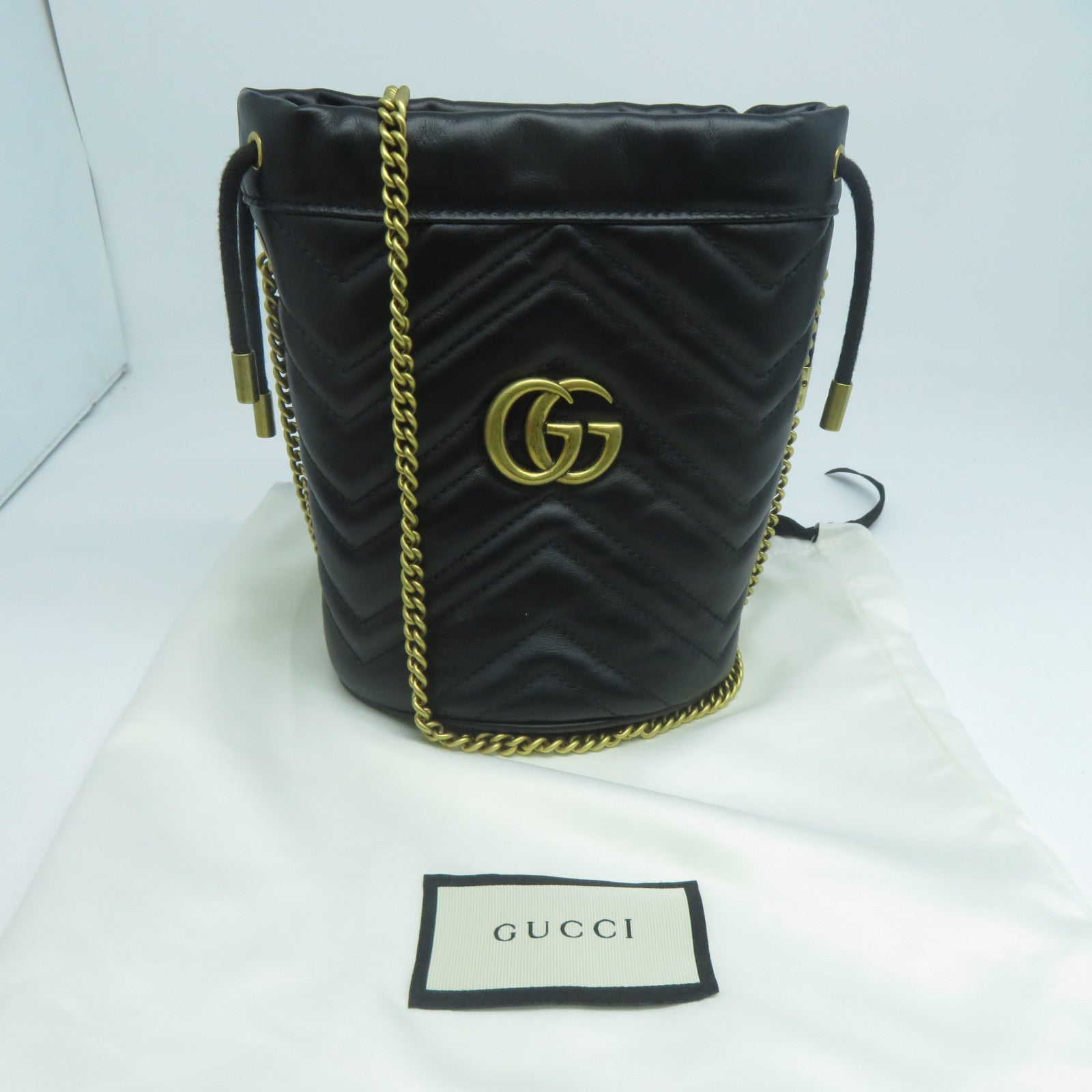 GUCCI 牛皮皮革GG Marmont金扣鏈帶肩背袋黑色
