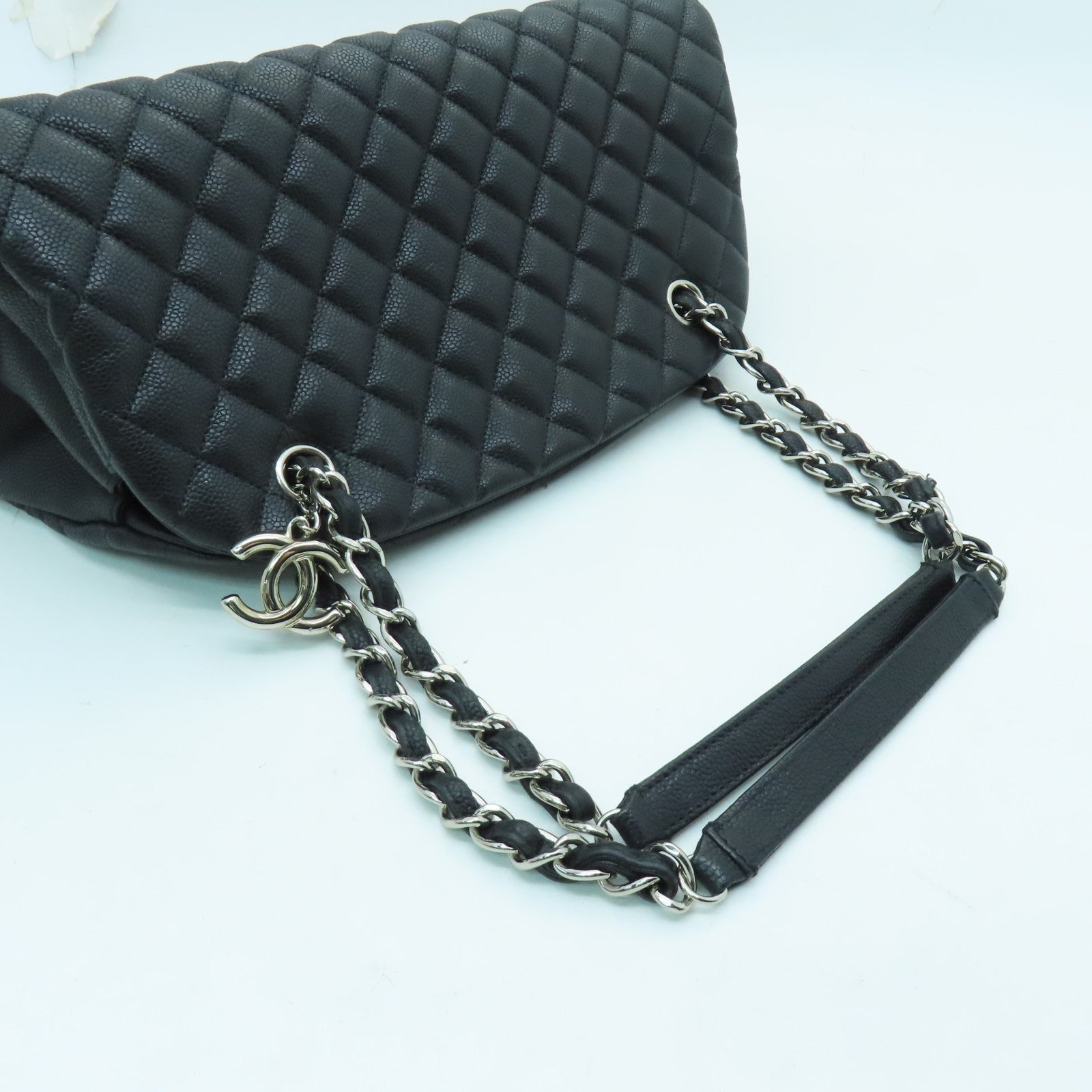 CHANEL cowhide leather Chain Shoulder silver buckle handle shoulder bag black