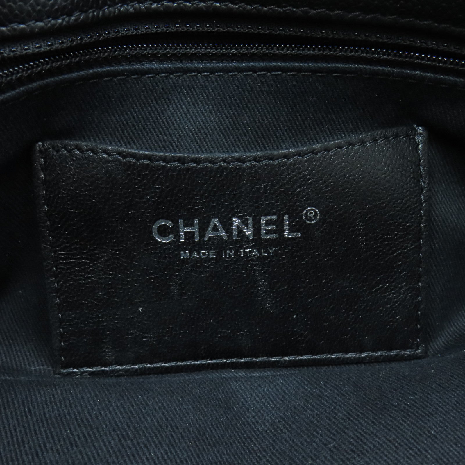 CHANEL cowhide leather Chain Shoulder silver buckle handle shoulder bag black